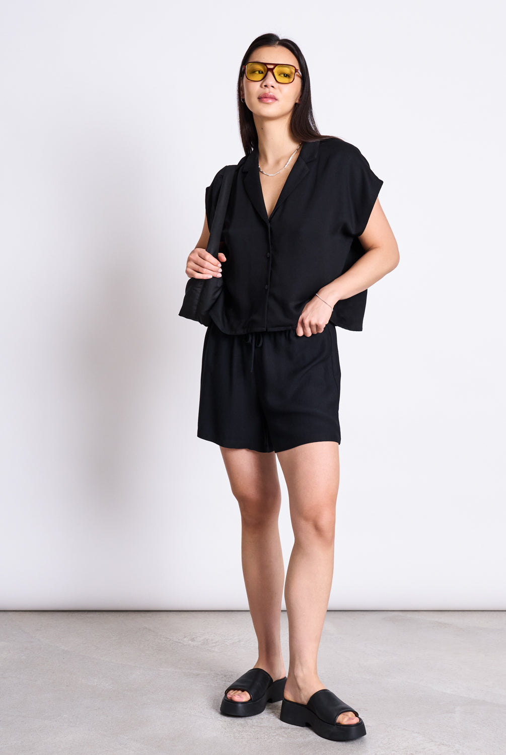 Tencel Shorts - Lov - Black - collab zürich