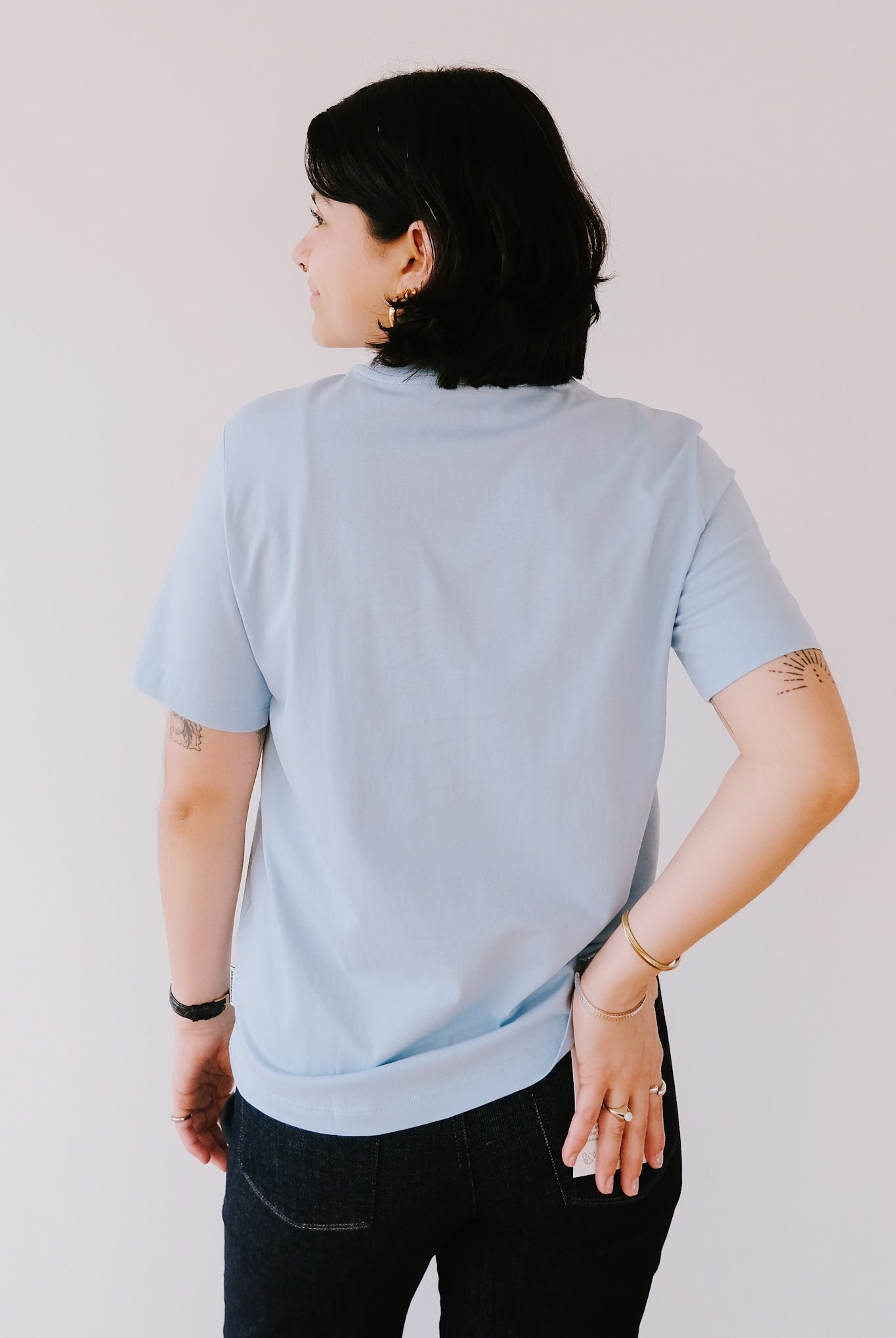 T-Shirt - Lualaa - Blue Glow - collab zürich