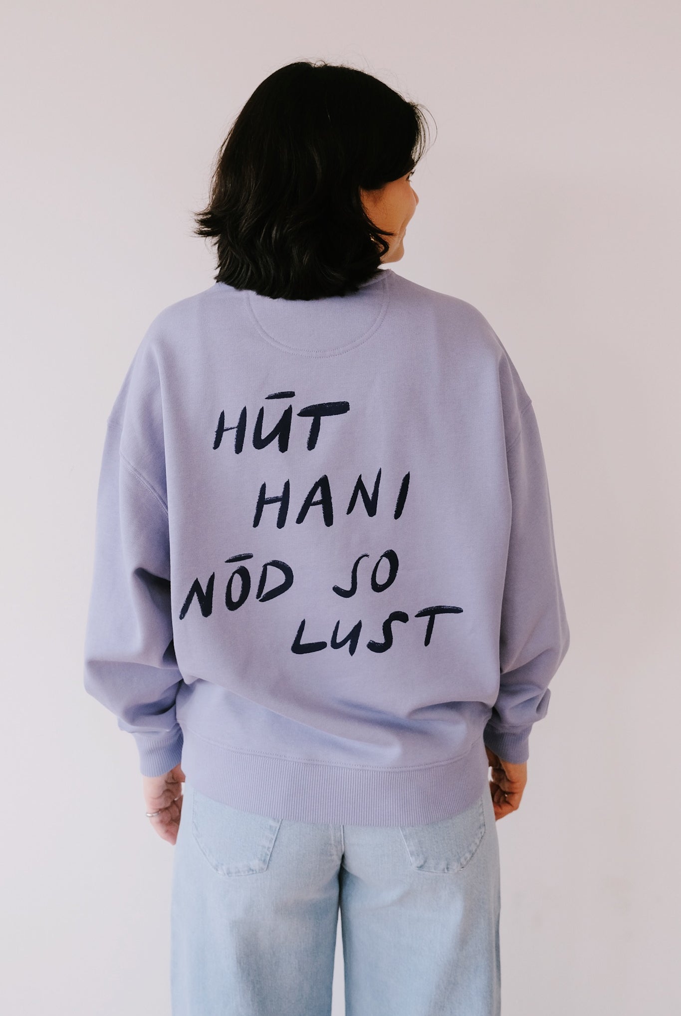 Unisex Sweatshirt - HÜT HANI NÖD SO LUST - Violet / Navy - collab zürich