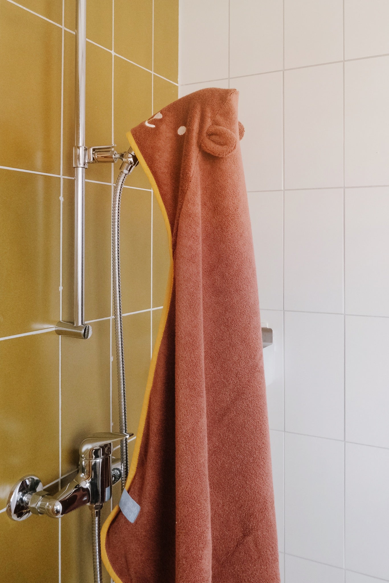 Hooded Towel - Bear - Rust - collab zürich