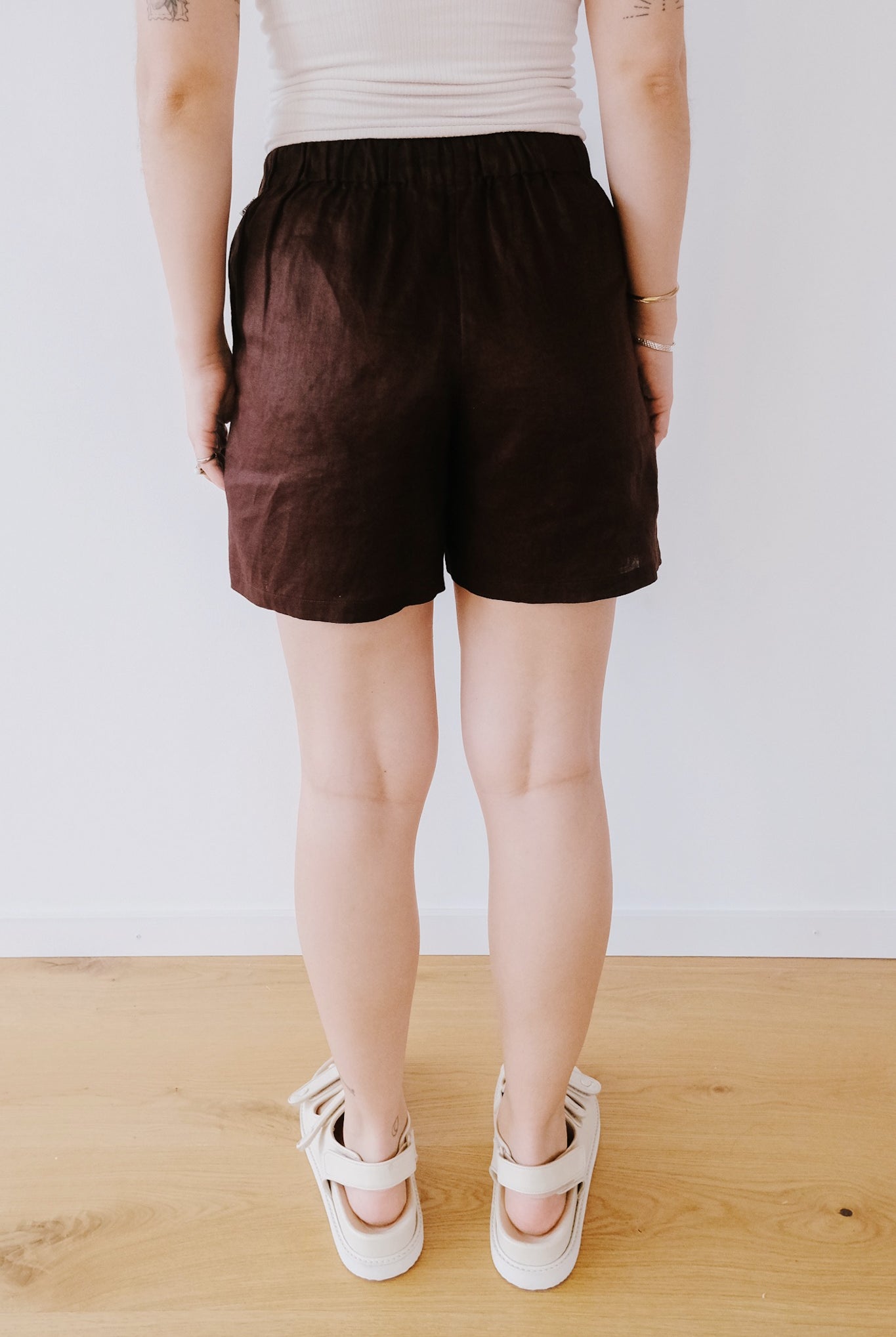 Linen Shorts - Eras - Cocoa - collab zürich