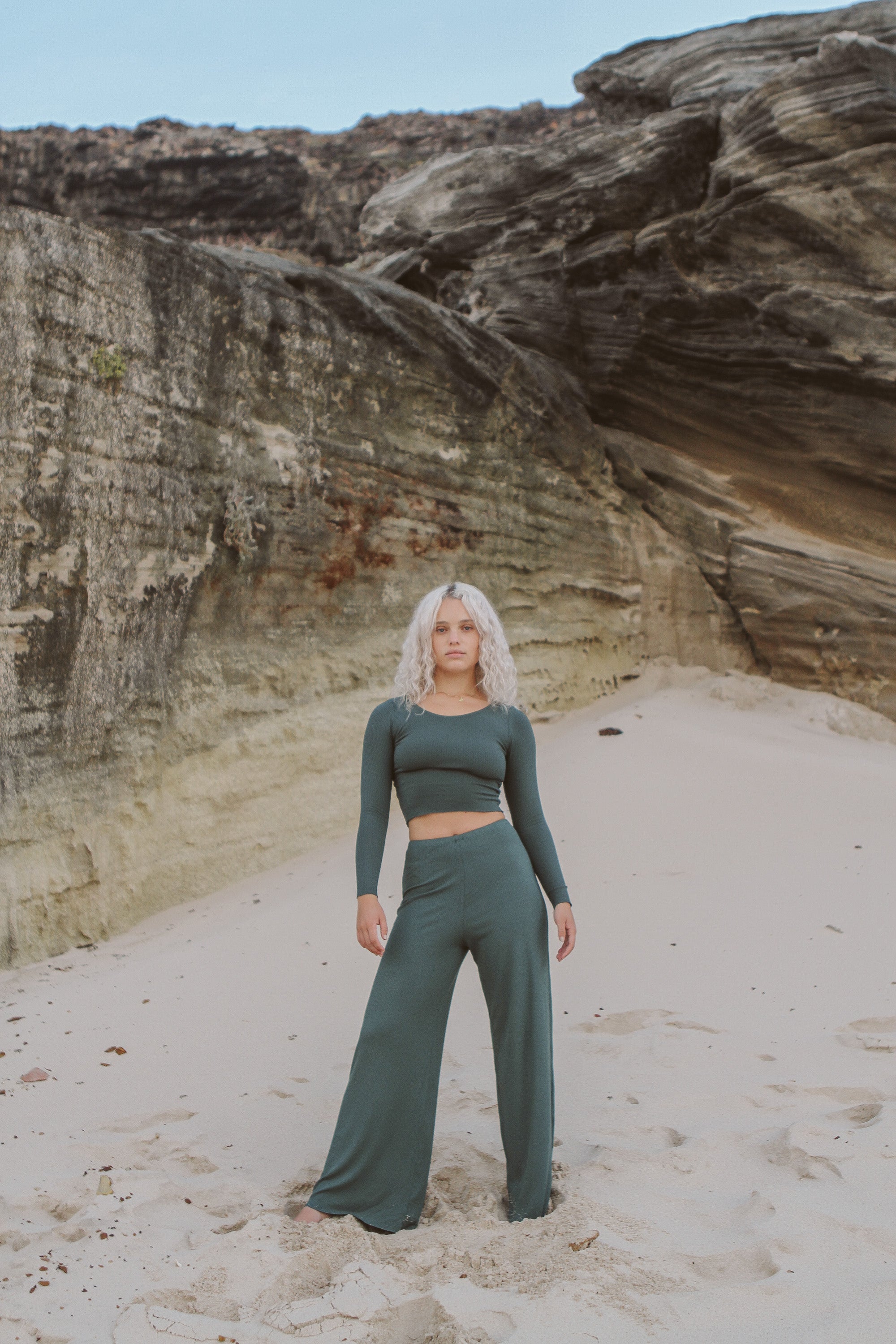 pants - bella - emerald - collab zürich