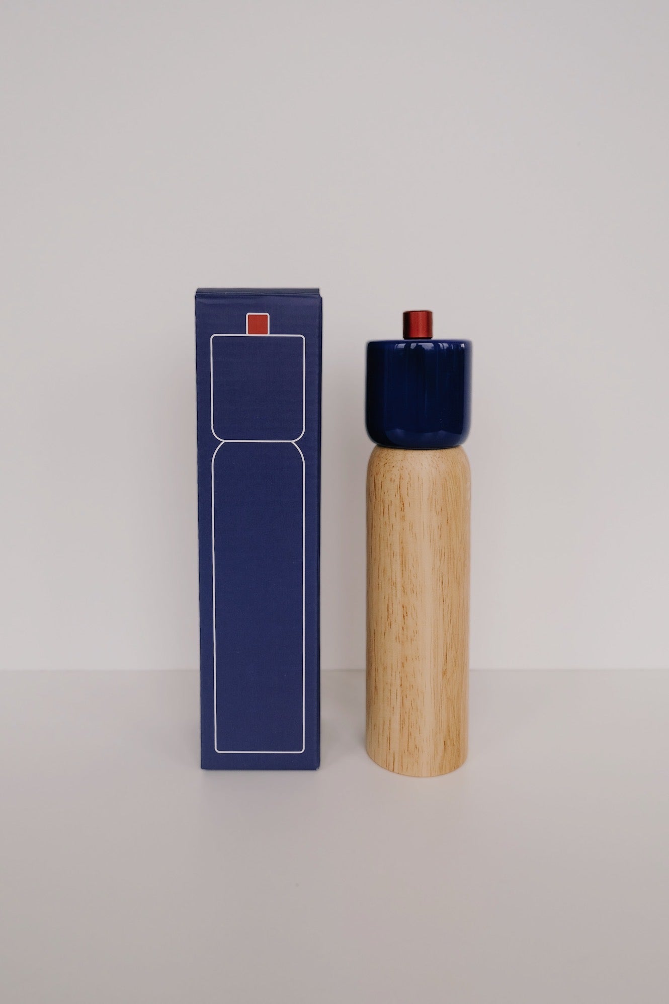 Salt / Pepper Grinder - Blue & Red - collab zürich
