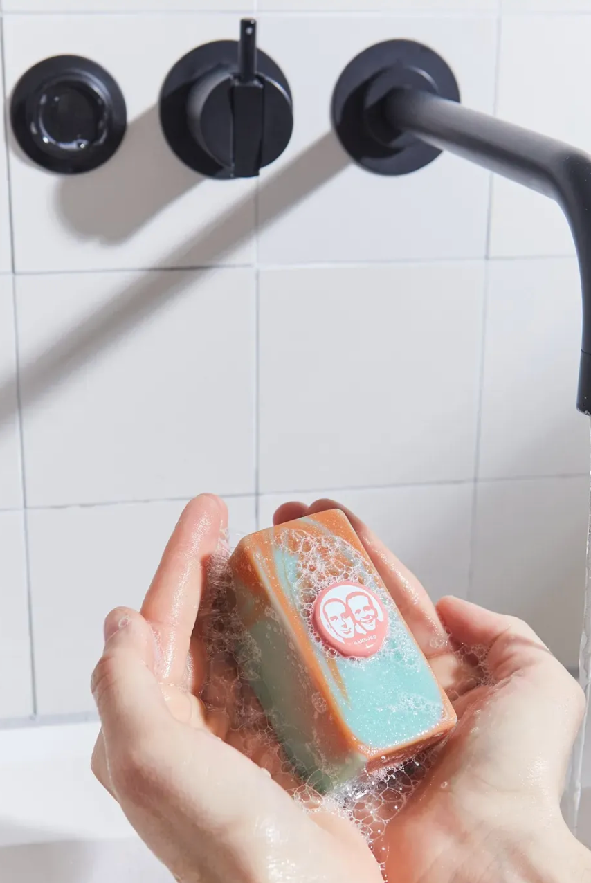 magnet soap holder - soapi - collab zürich