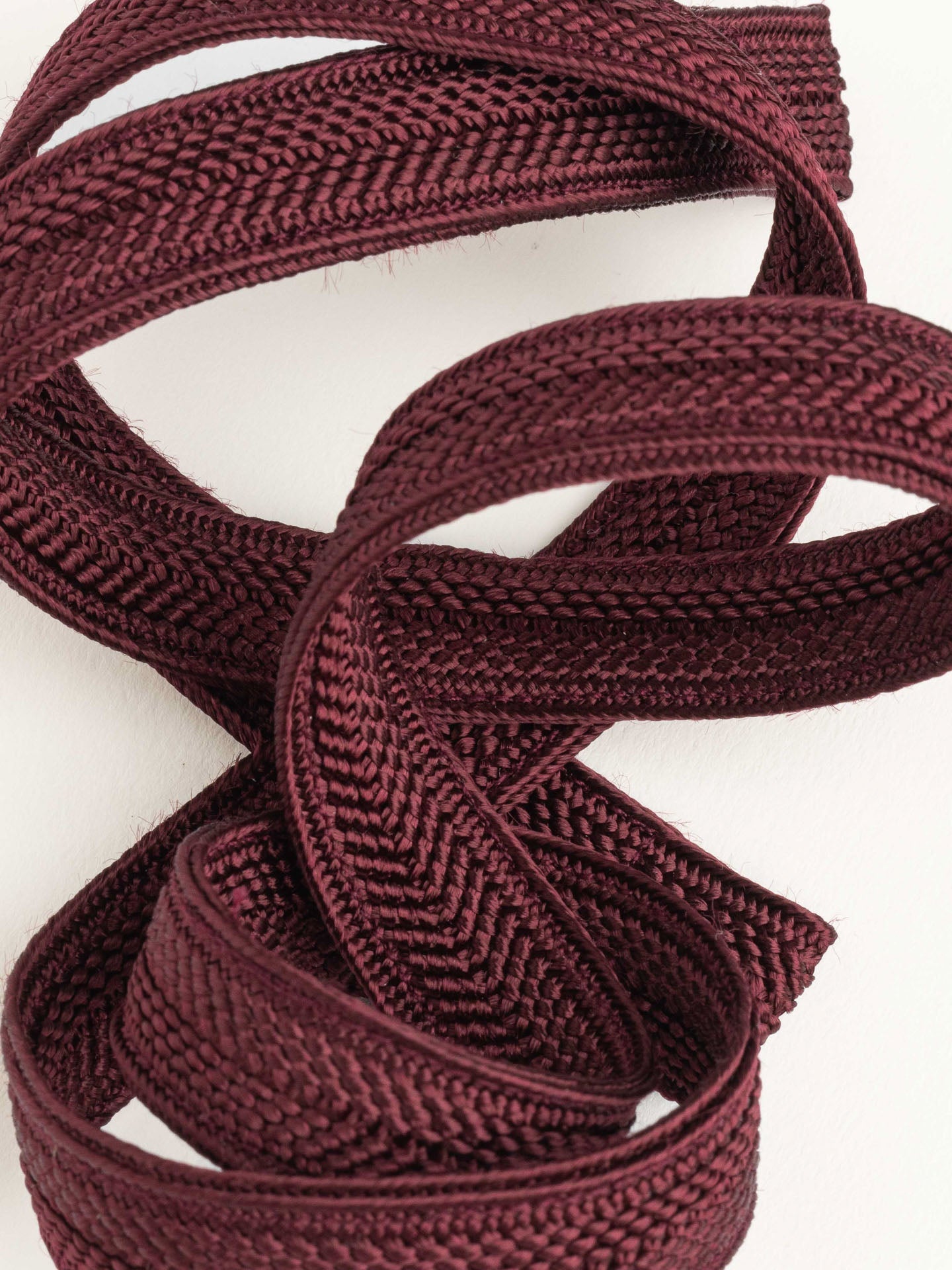 keychain band - ZAHRA mini - ruby - collab zürich