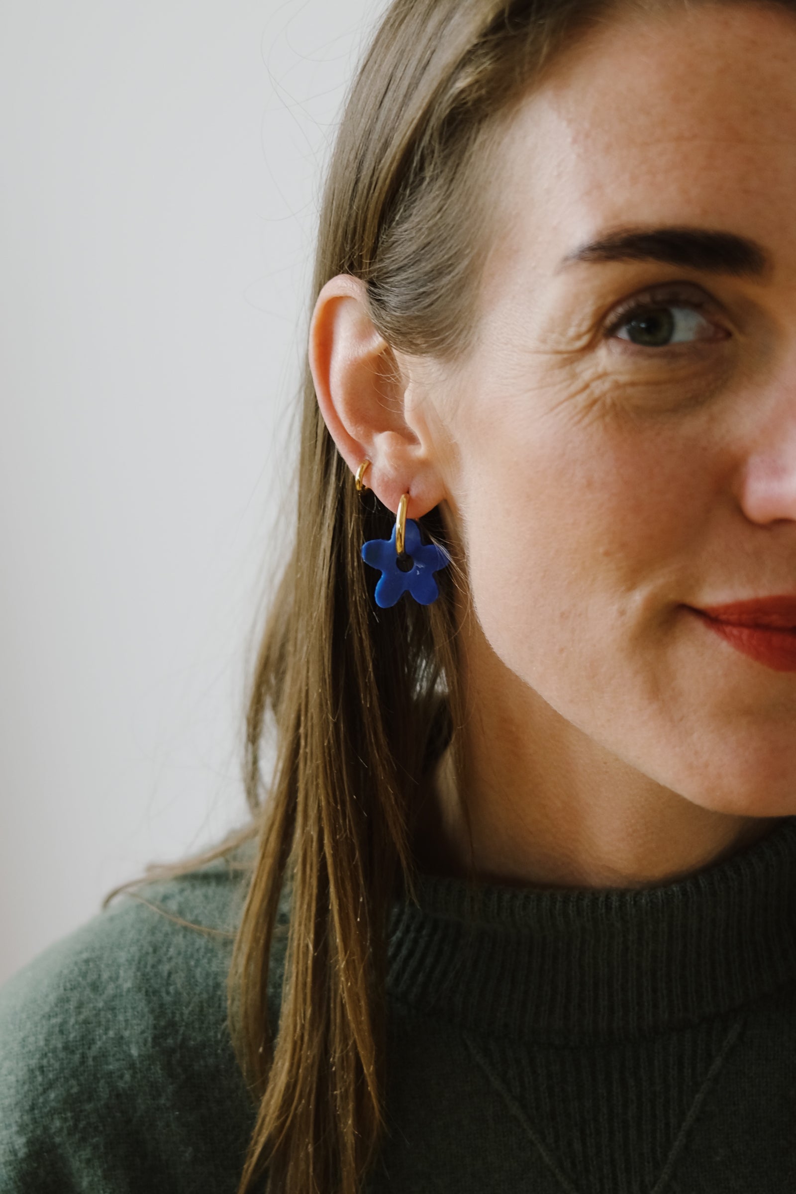 earrings - floral - blue - collab zürich