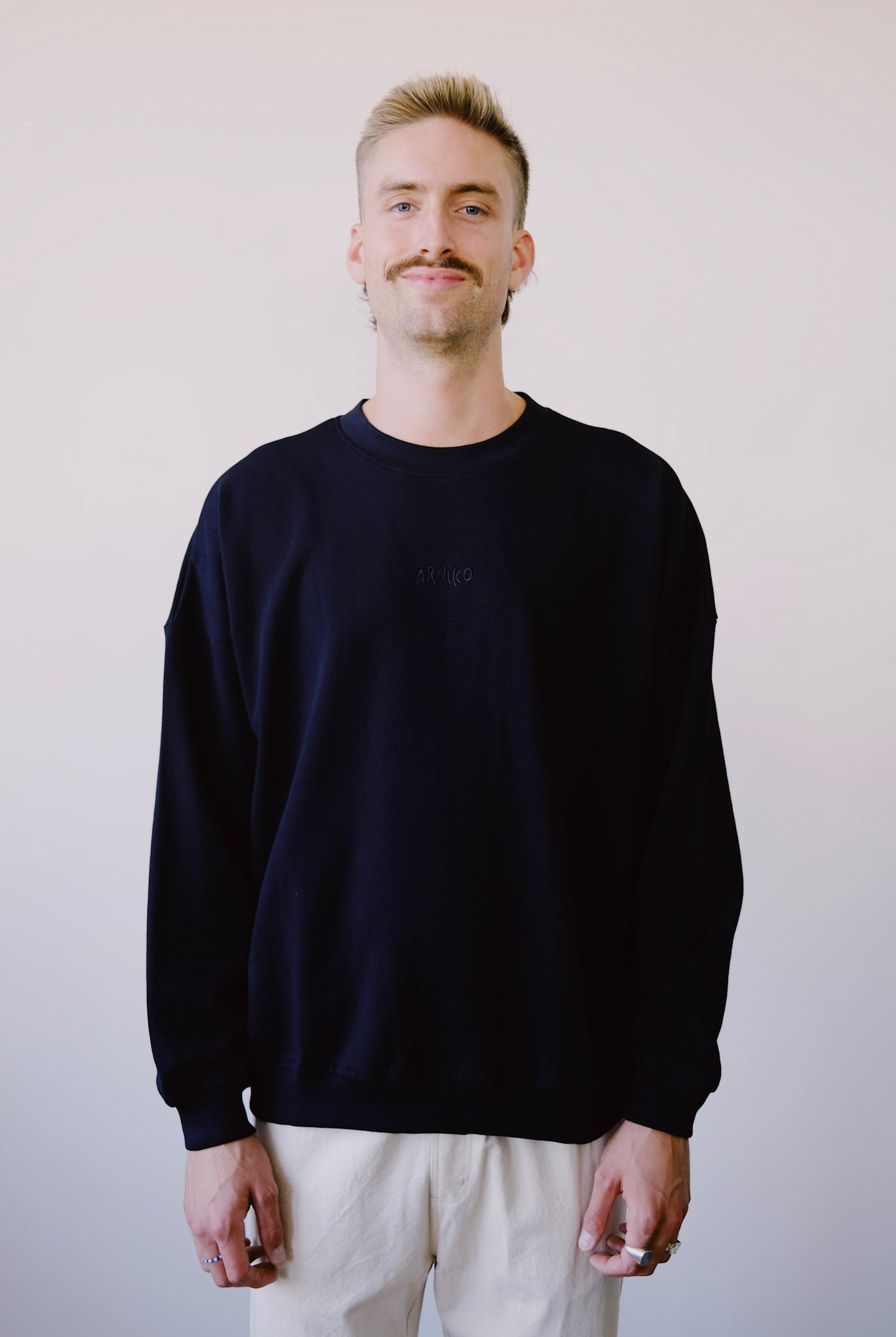 sweater - moha - black - collab zürich