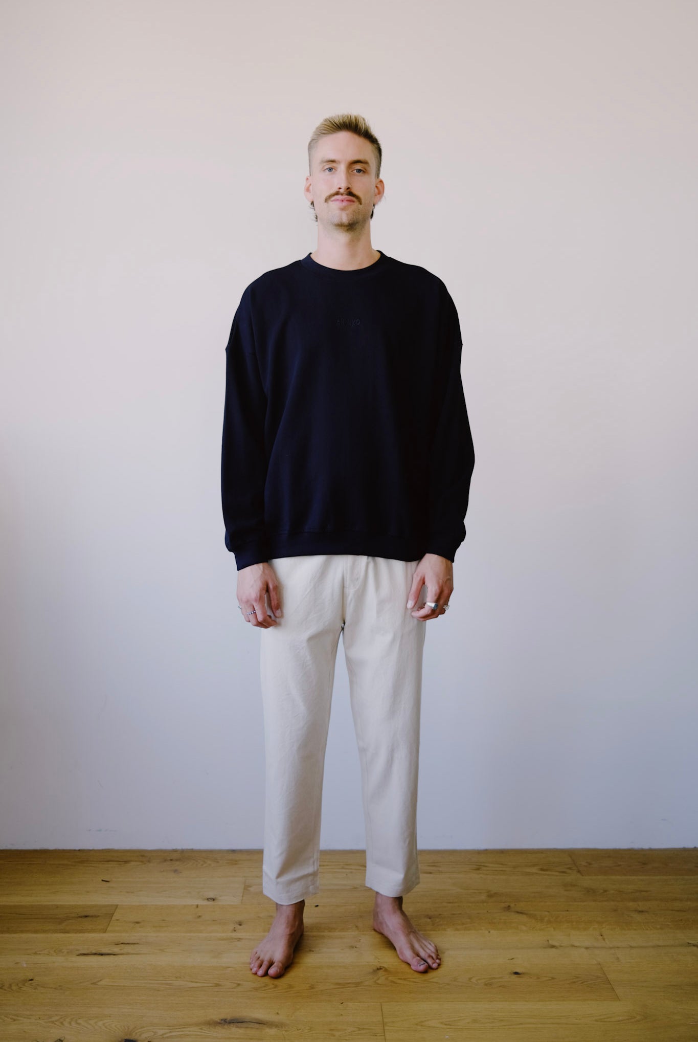 sweater - moha - black - collab zürich