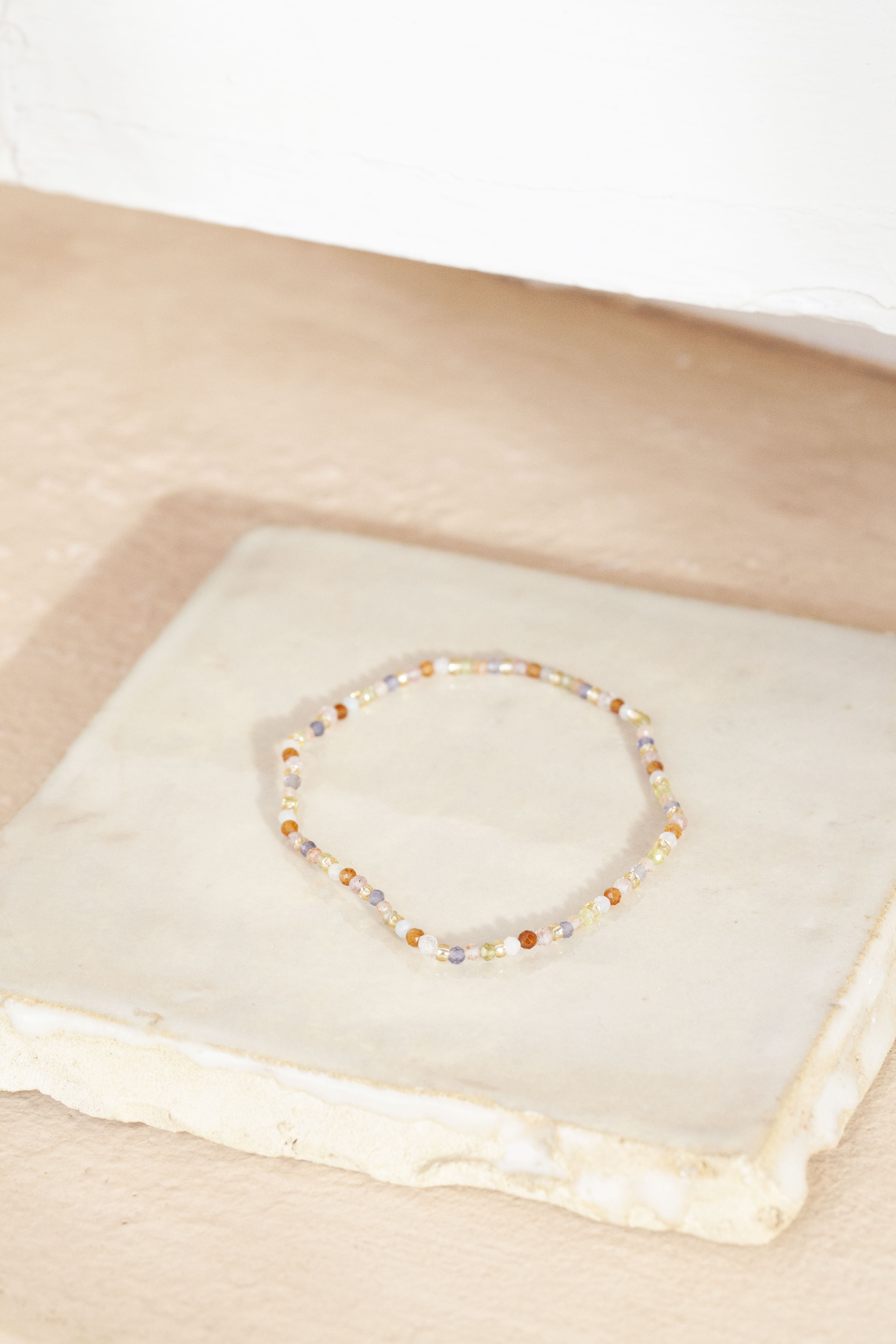 bracelet - AYA - rainbow - collab zürich