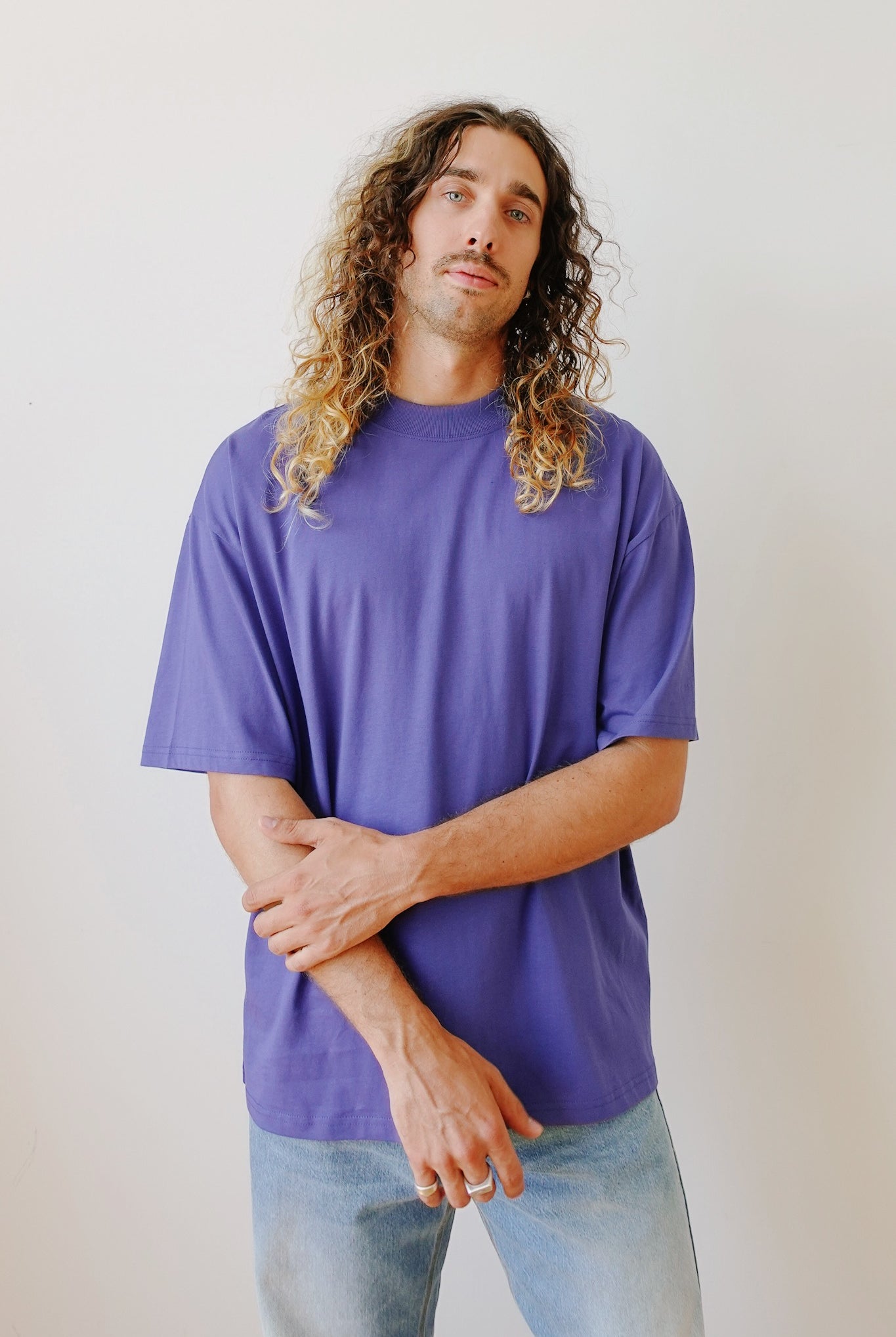 Unisex Oversized T-Shirt - HÜT HANI NÖD SO LUST - Dusk / Yellow - collab zürich