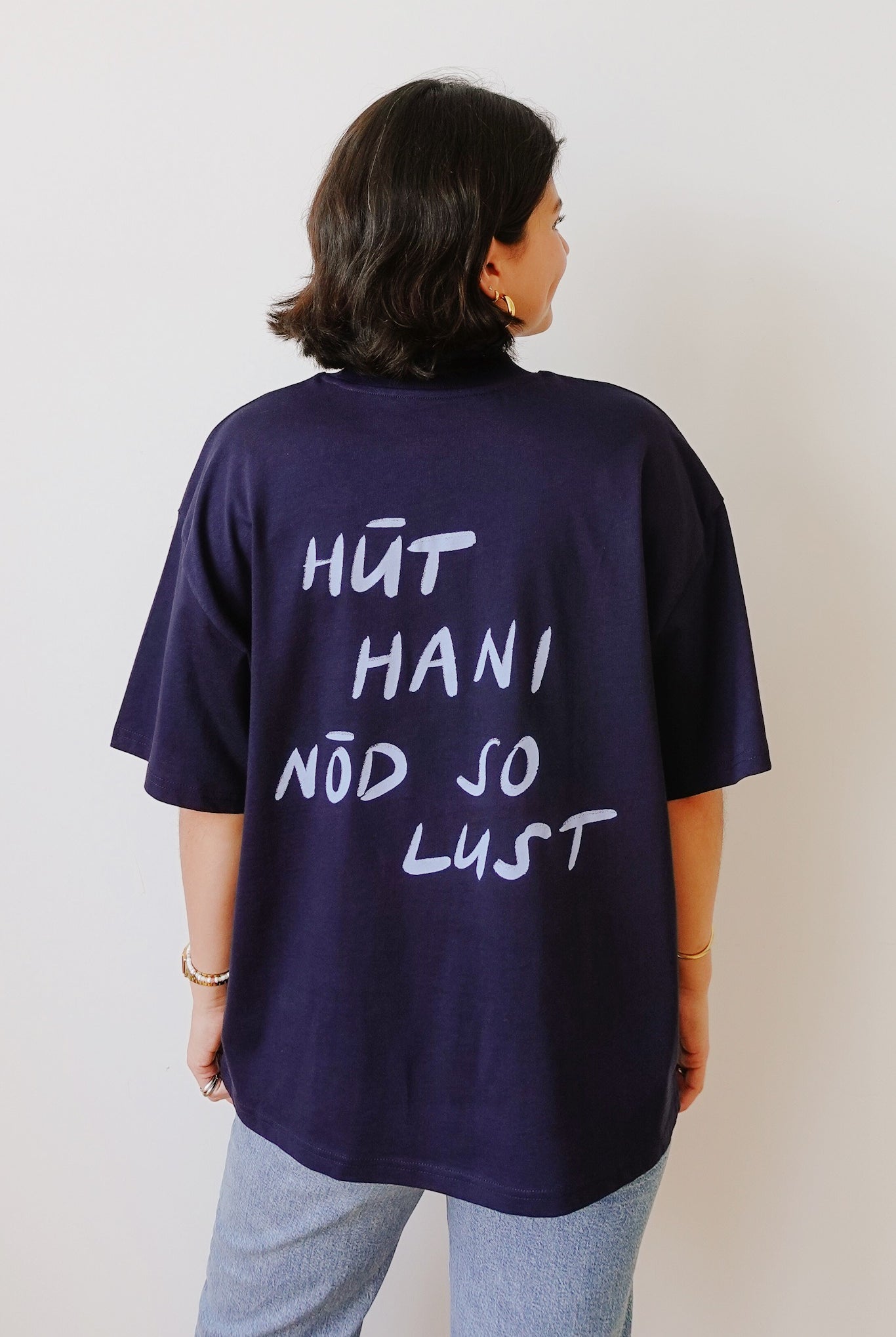 Unisex Oversized T-Shirt - HÜT HANI NÖD SO LUST - Navy / Ice - collab zürich