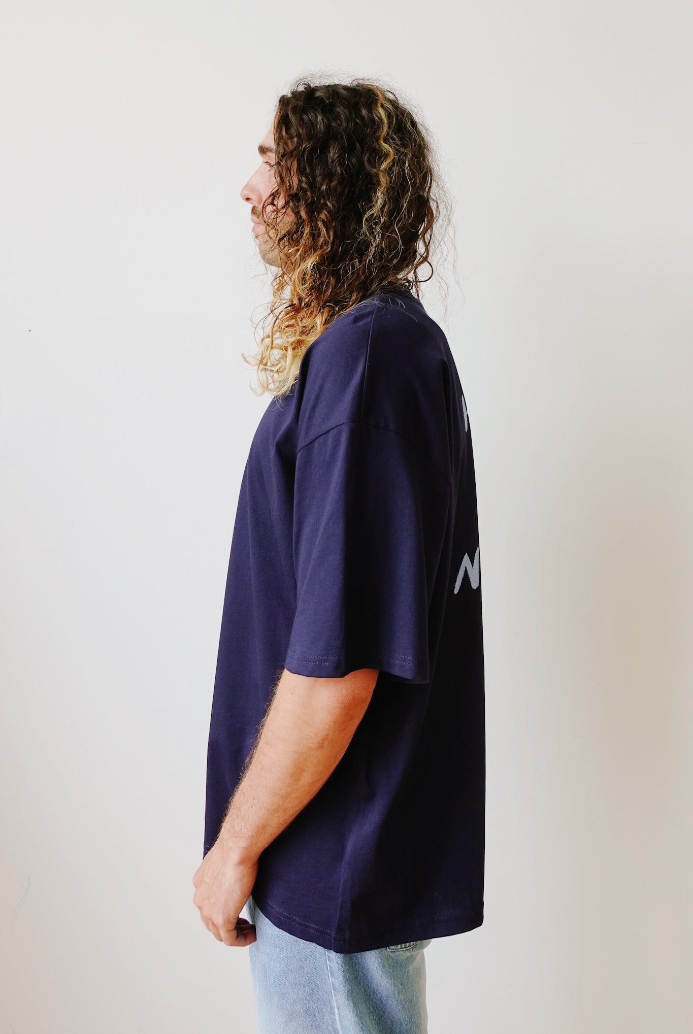 Unisex Oversized T-Shirt - HÜT HANI NÖD SO LUST - Navy / Ice - collab zürich