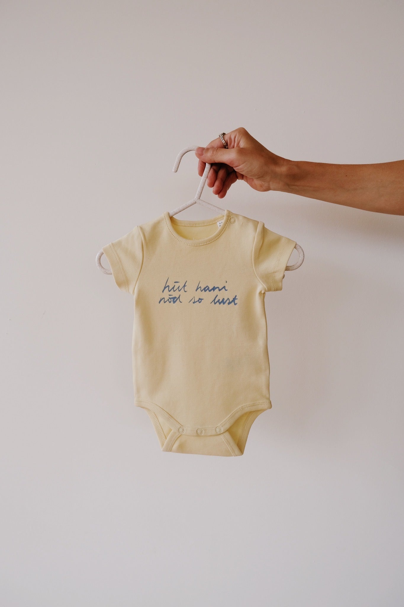 Baby Body - hüt hani nöd so lust - Butter - collab zürich