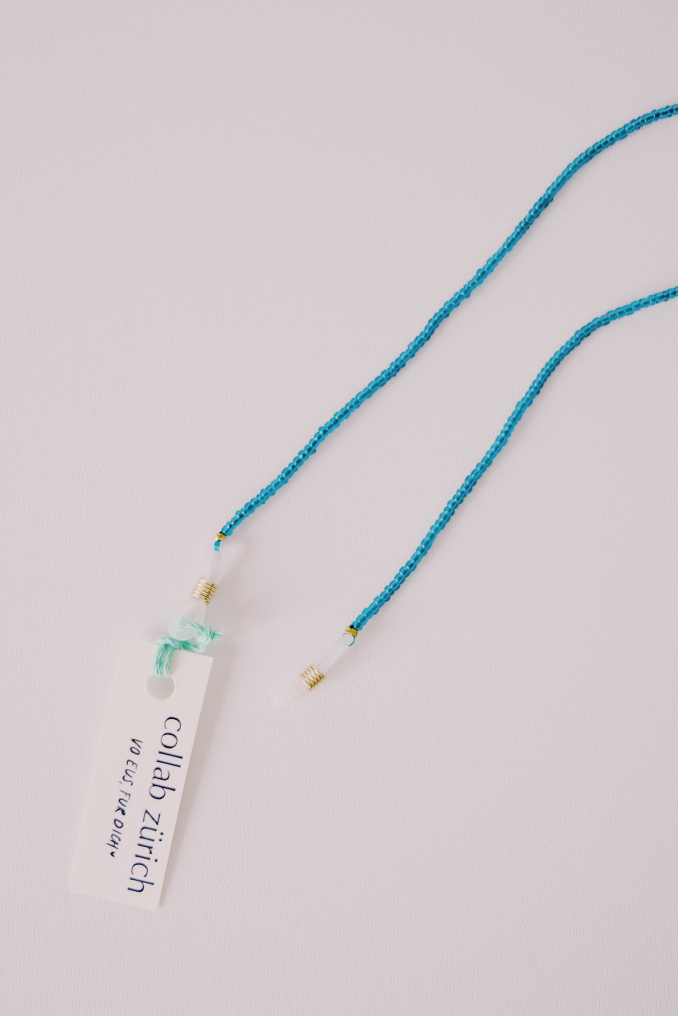 brülle bändeli / glasses necklace - shiny beads - collab zürich