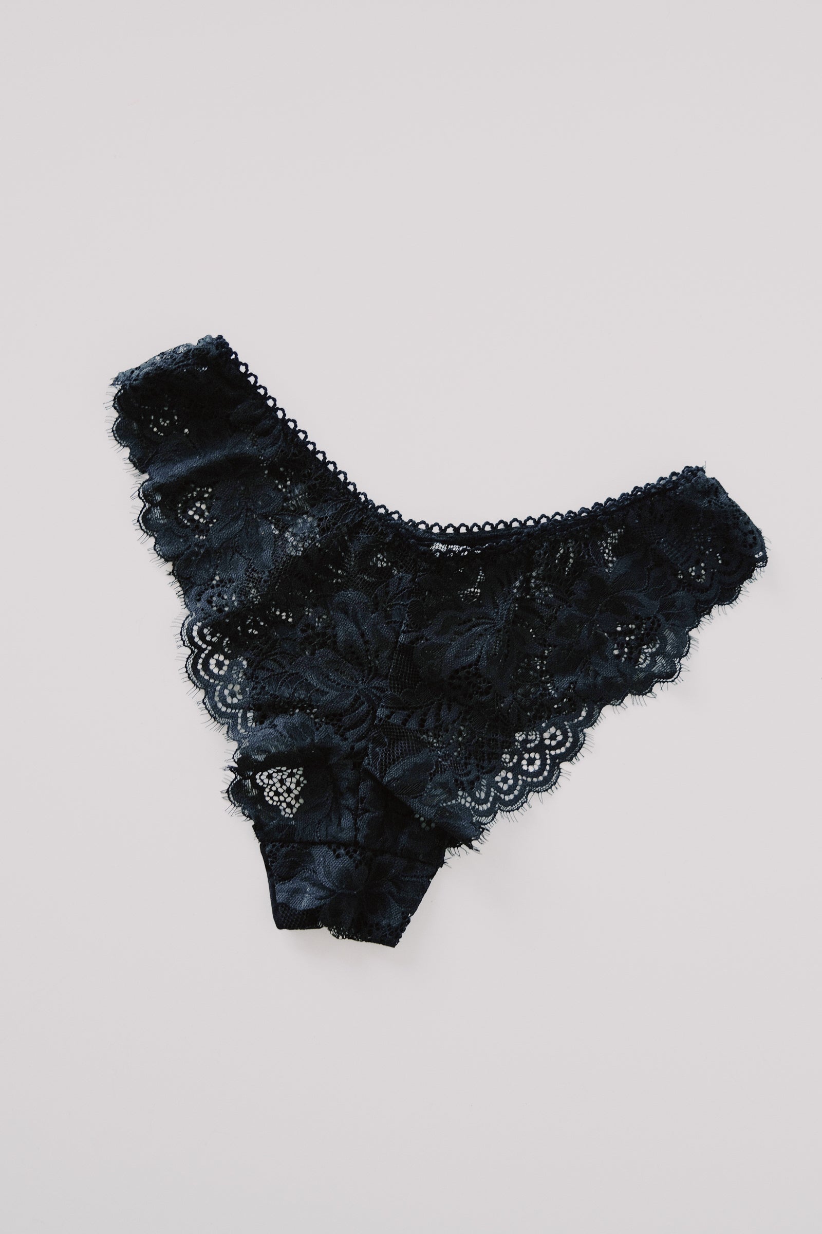 soft lace knickers - millie bikini - collab zürich