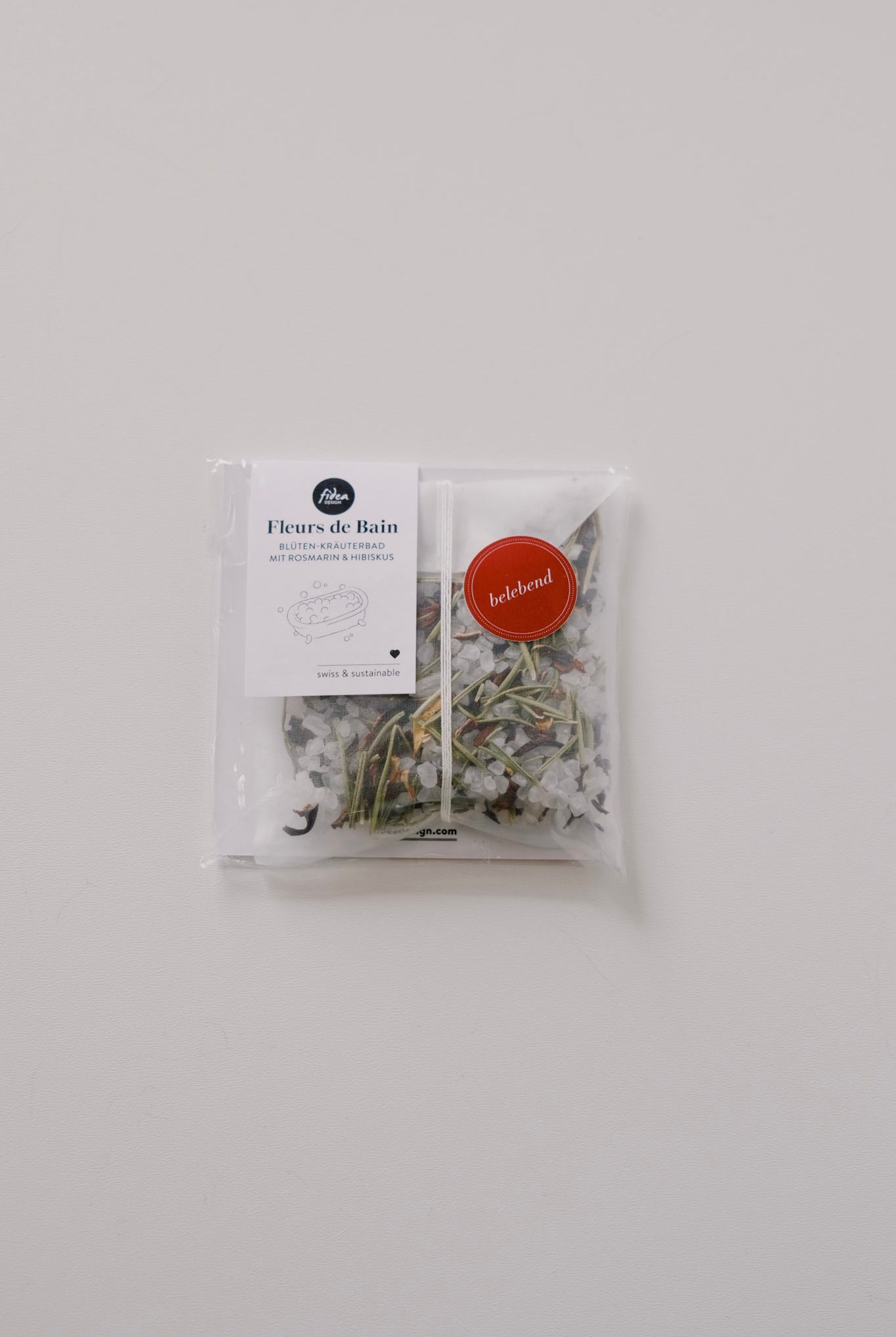 fleurs de bain - bath tea bag - flowers and herbs - collab zürich