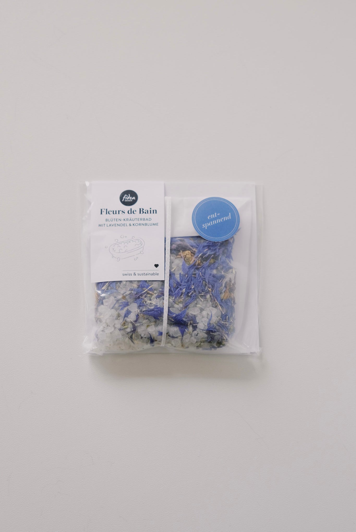 fleurs de bain - bath tea bag - flowers and herbs - collab zürich