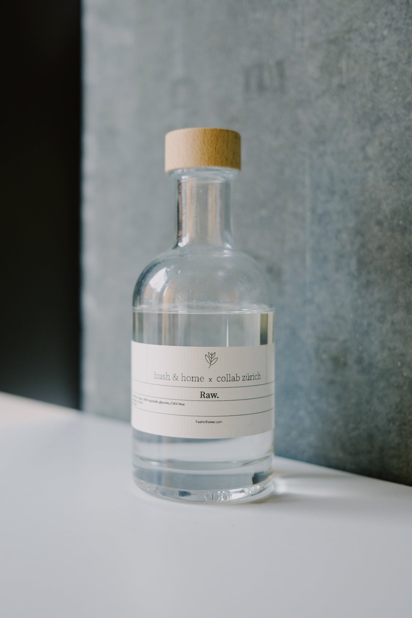 reed diffuser - raw - collab zürich