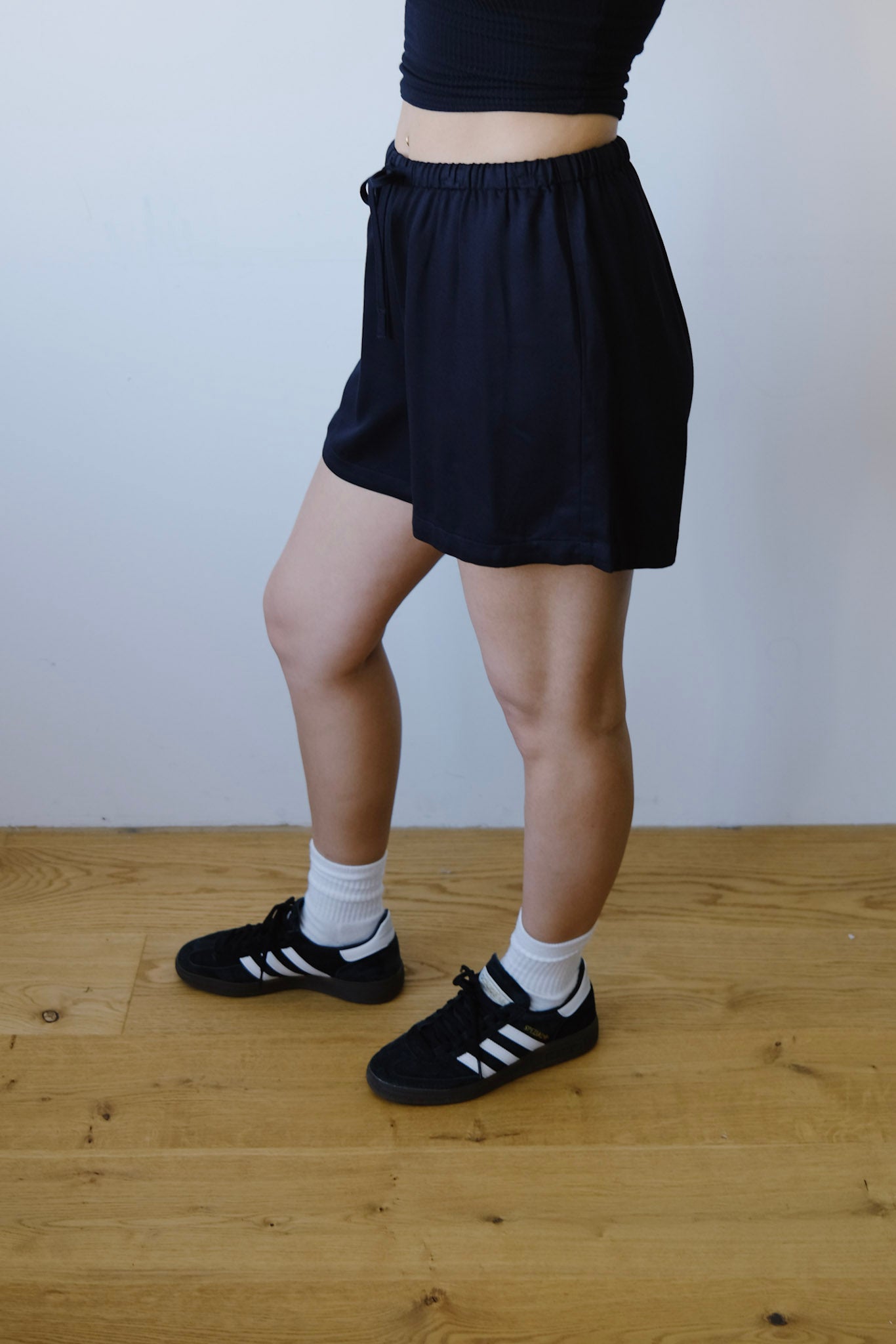 Tencel Shorts - Lov - Black - collab zürich