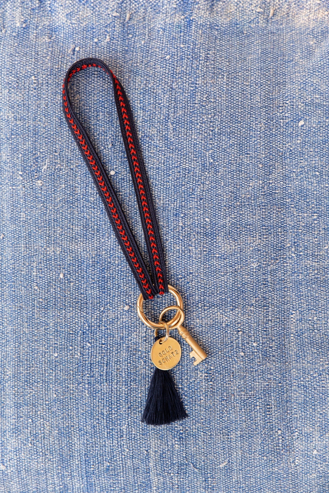 keychain band - ZAHRA mini - love - collab zürich