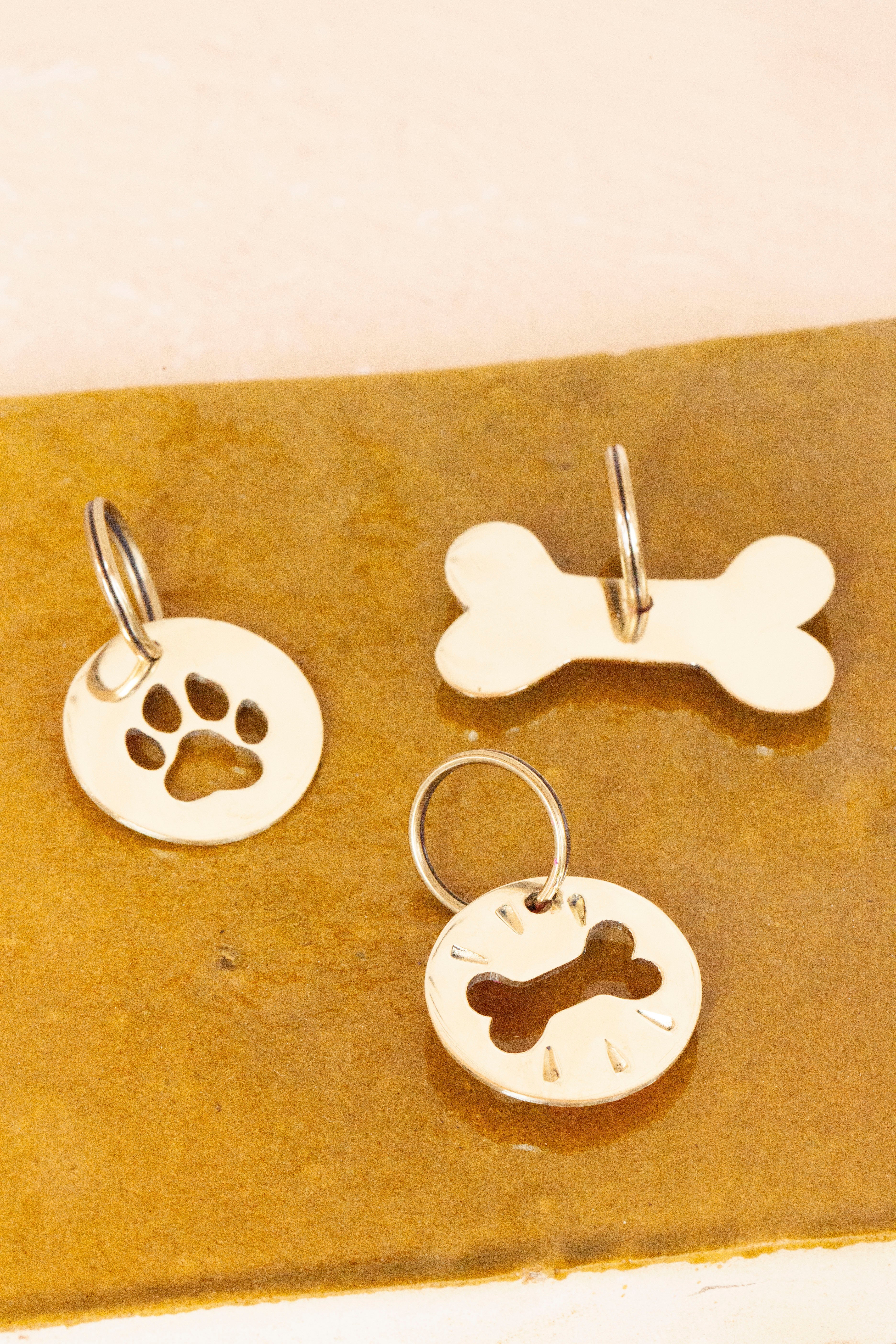 key tag - mini - paw - collab zürich