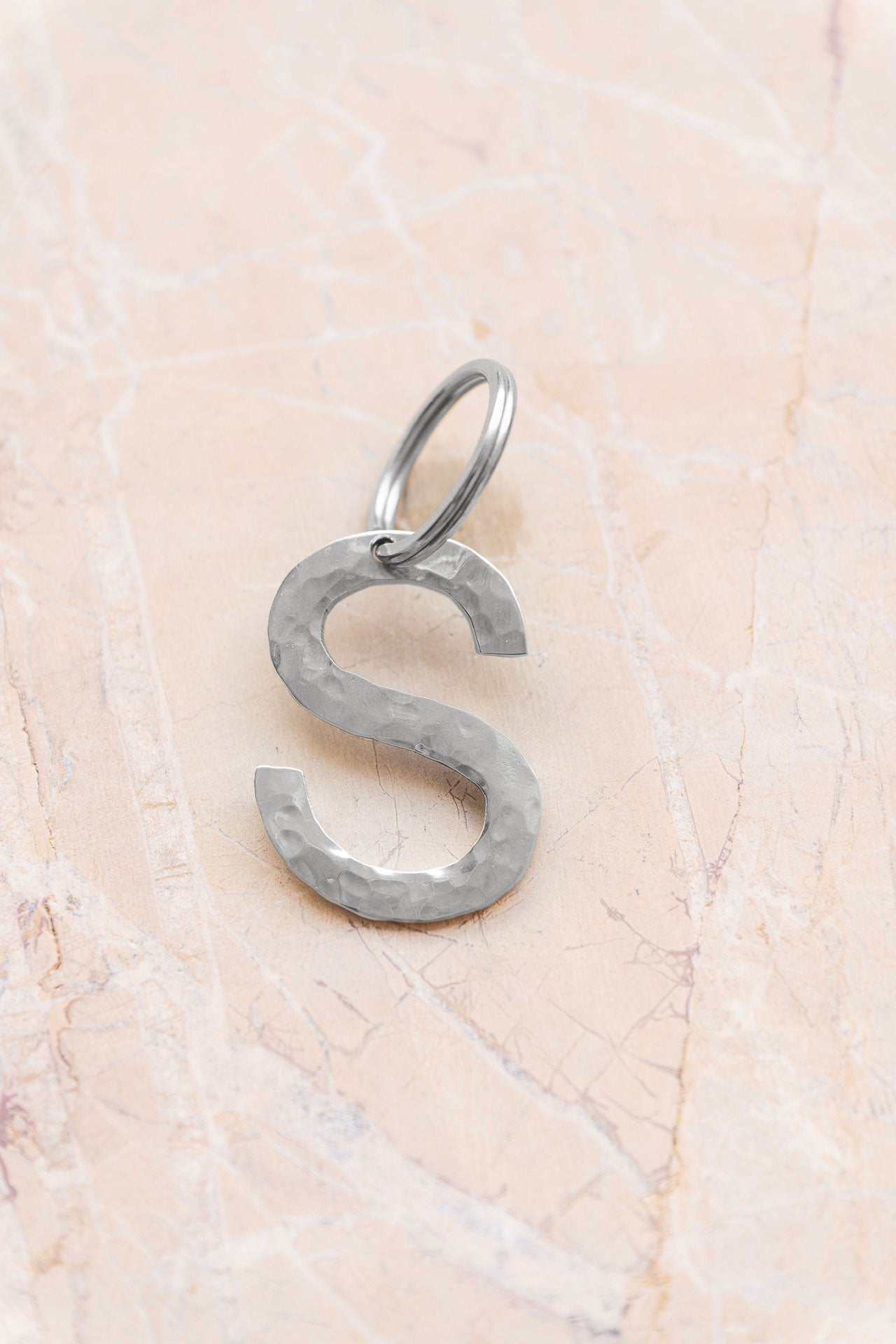 letter pendant - ISMI - "S" - collab zürich