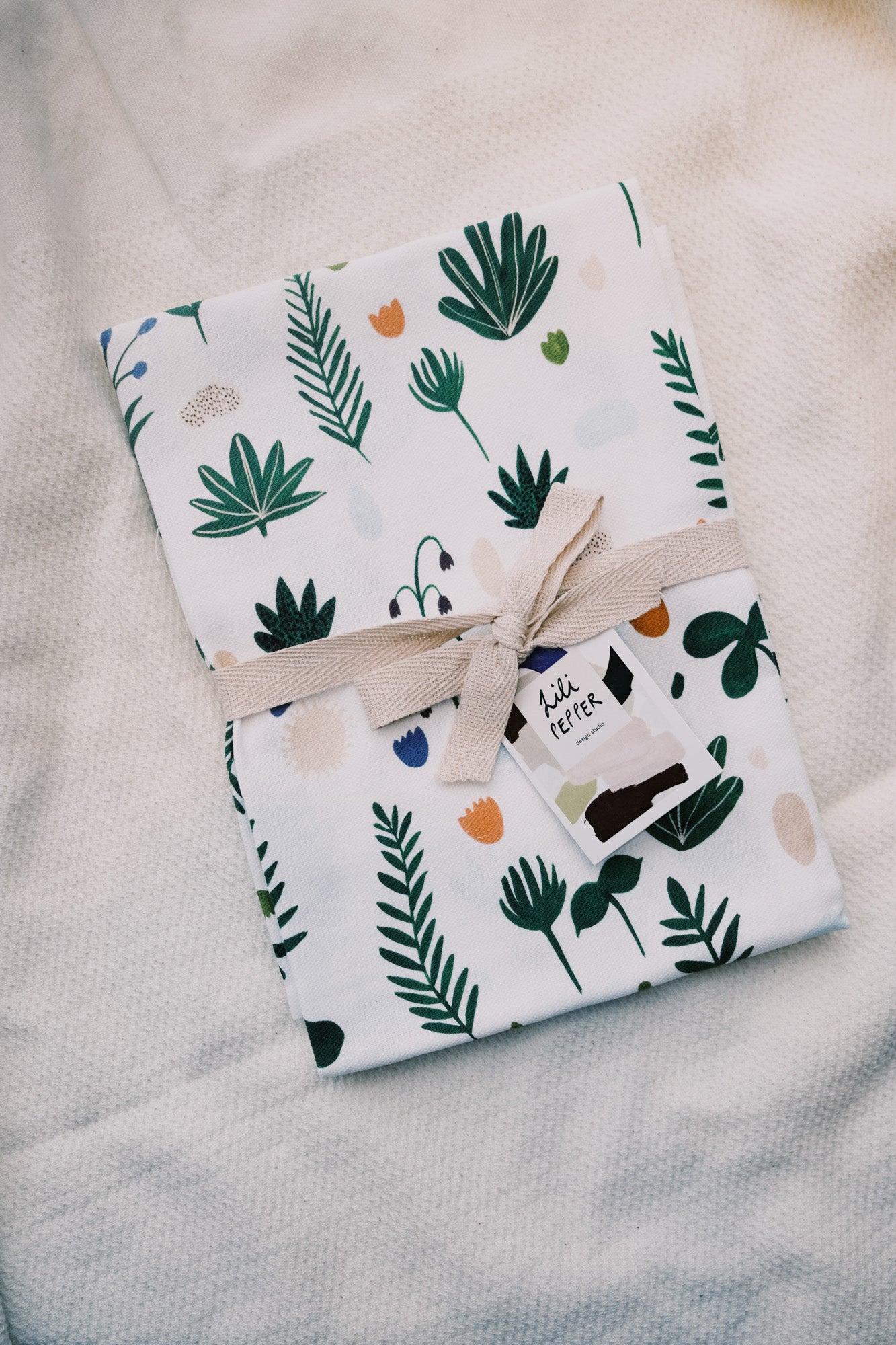 kitchen towel - botanical - collab zürich