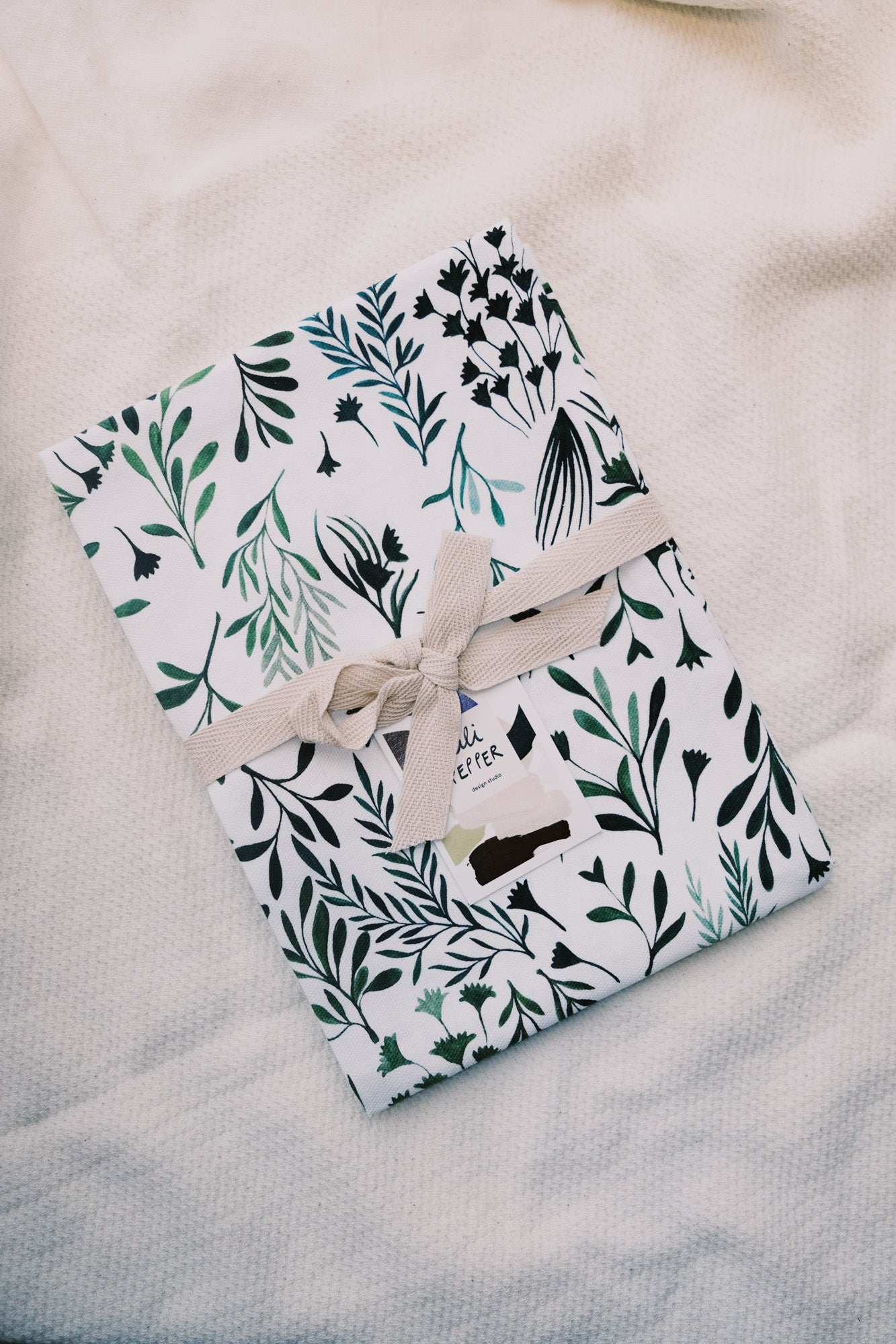 kitchen towel - my green leaves - collab zürich