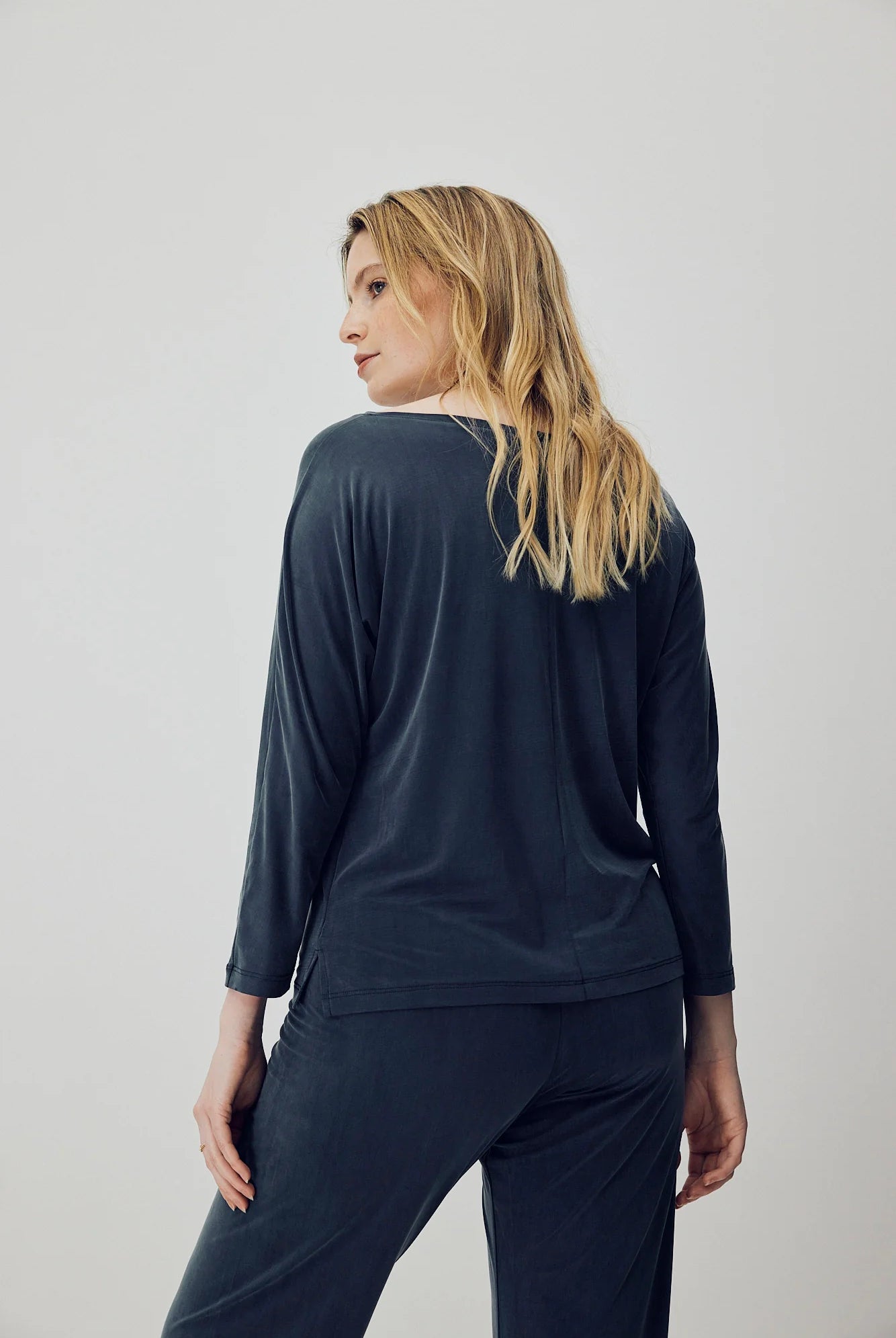 cupro plain top - midnight blue - collab zürich