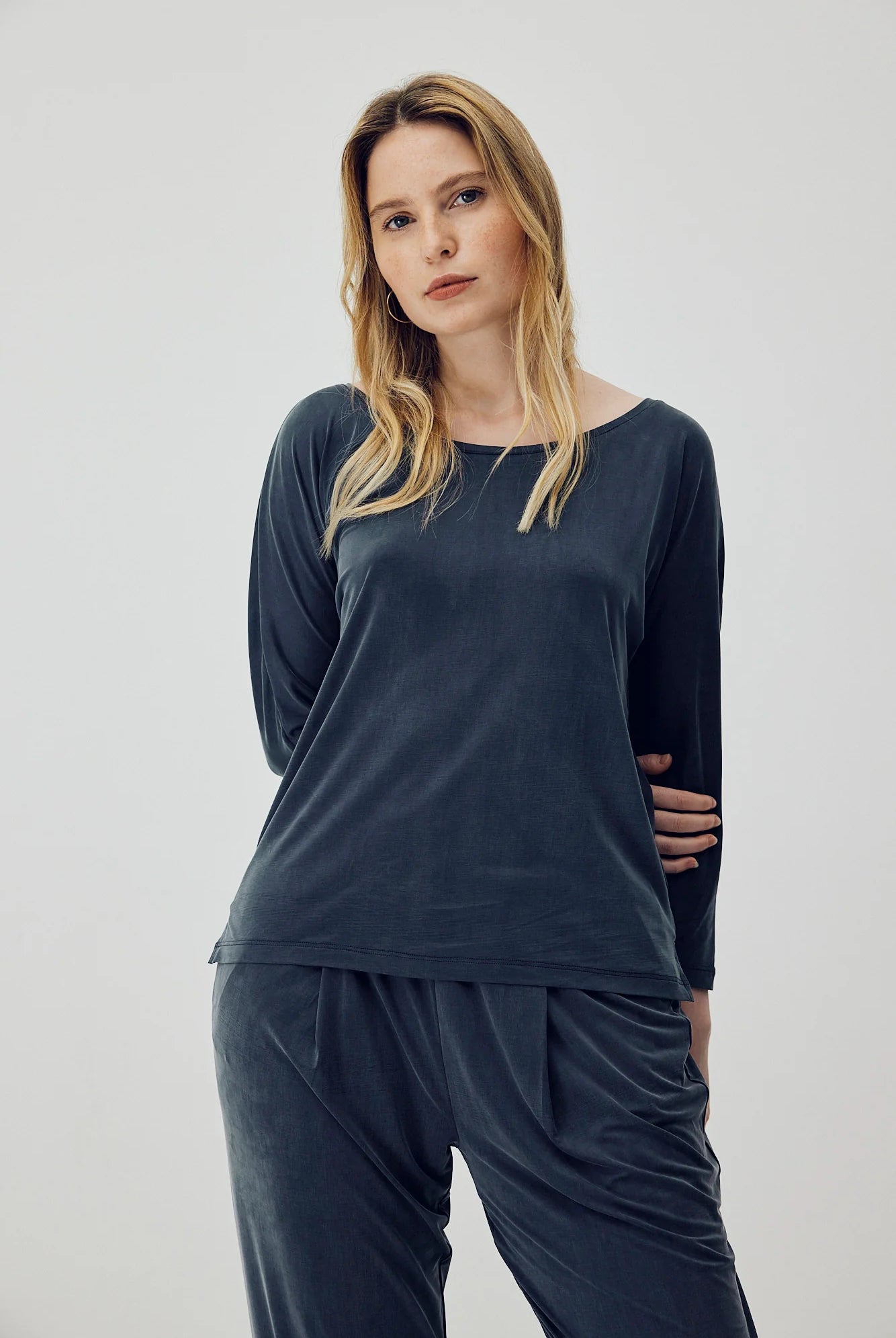 cupro plain top - midnight blue - collab zürich