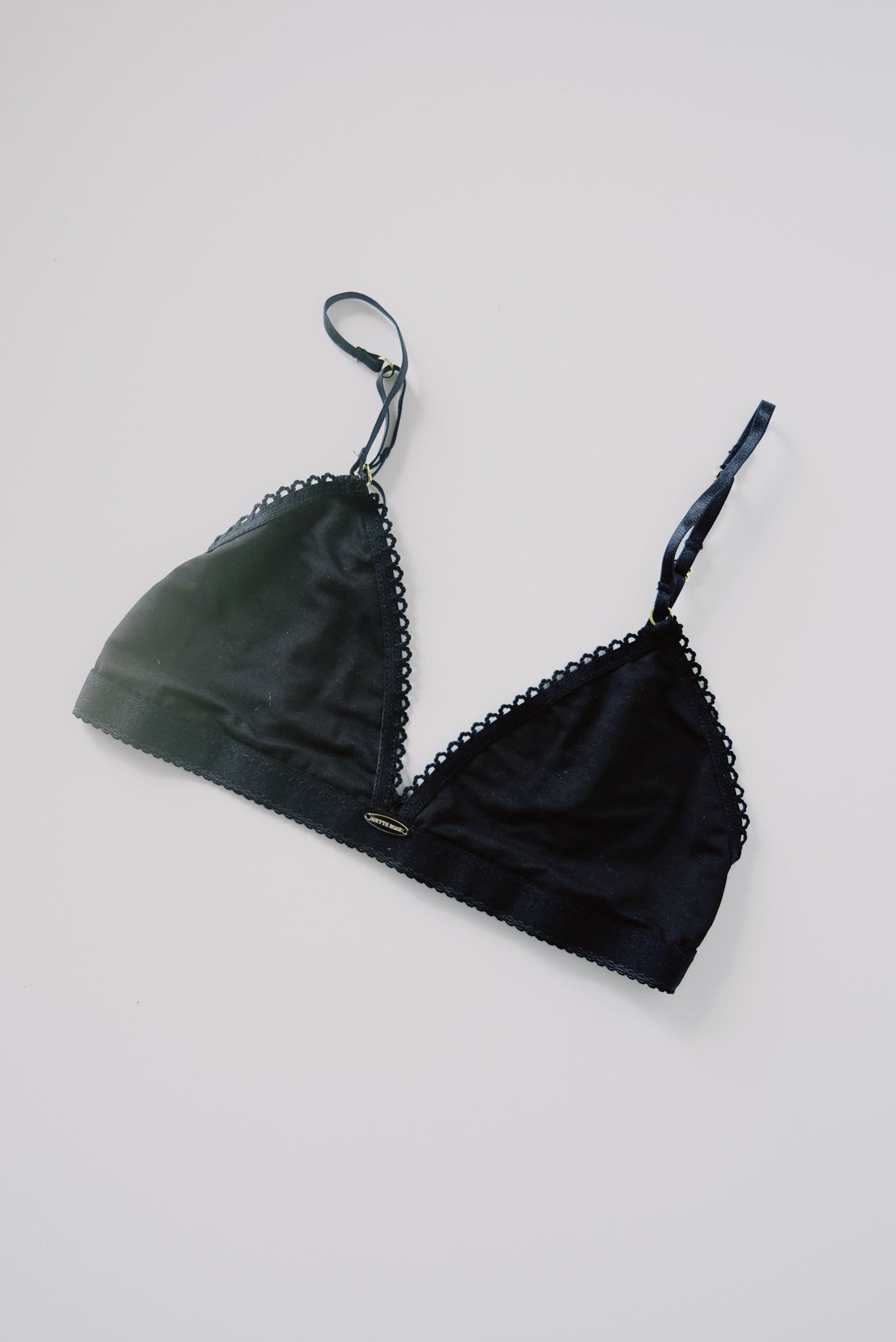 bamboo bralette - triangle - black - collab zürich