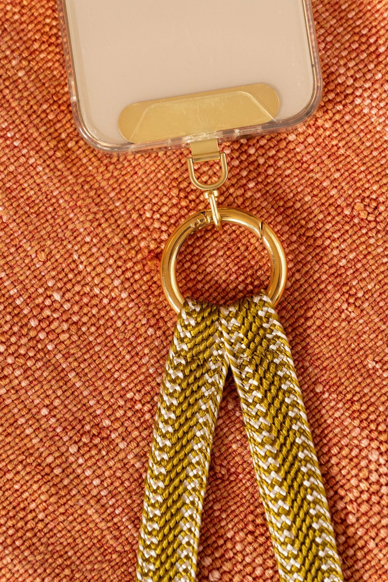 Phonechain Band - ZAHRA - Kiwi - collab zürich