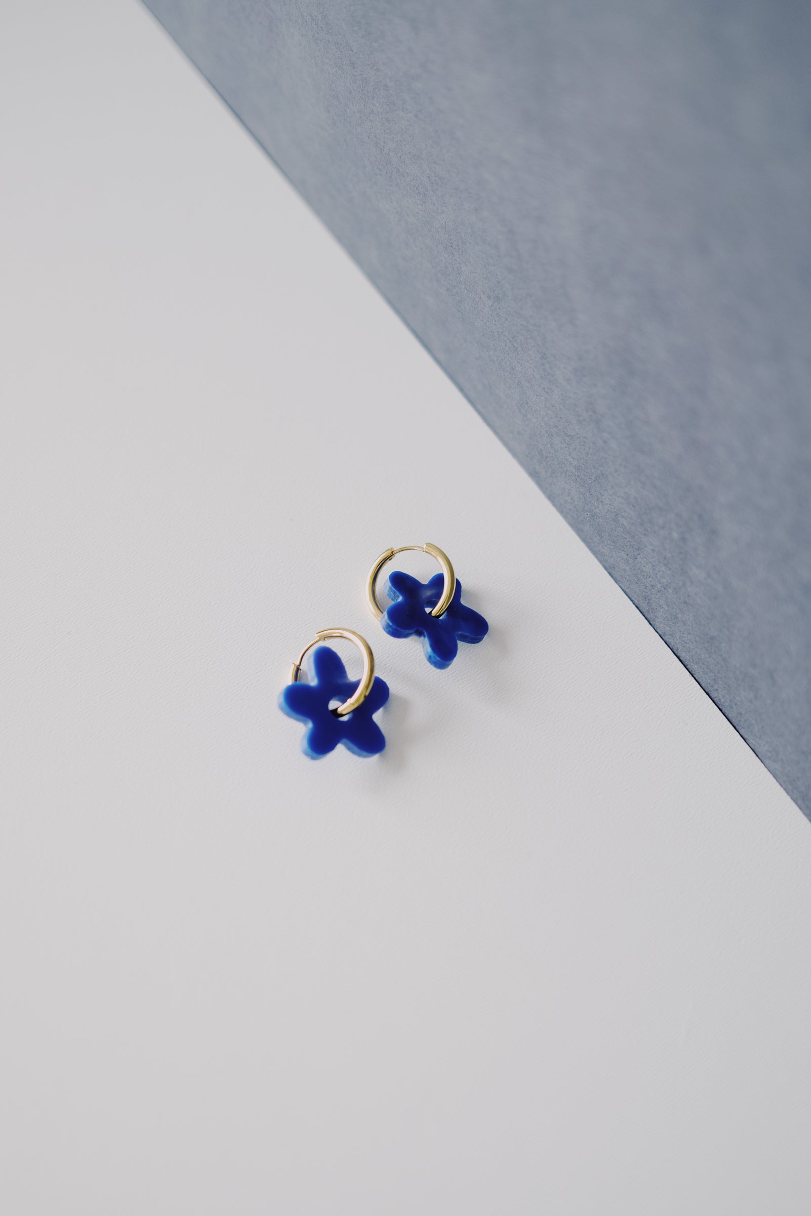earrings - floral - blue - collab zürich