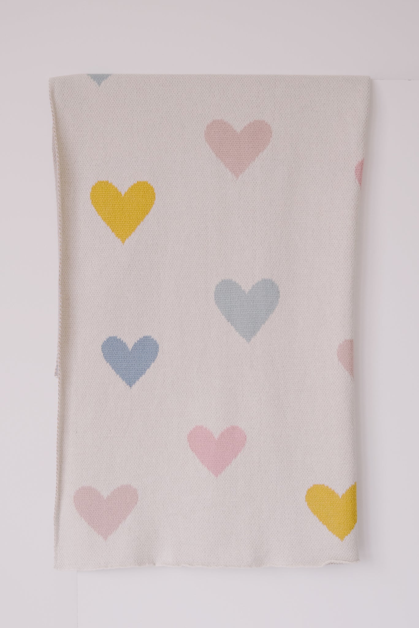 blanket - candy hearts - collab zürich