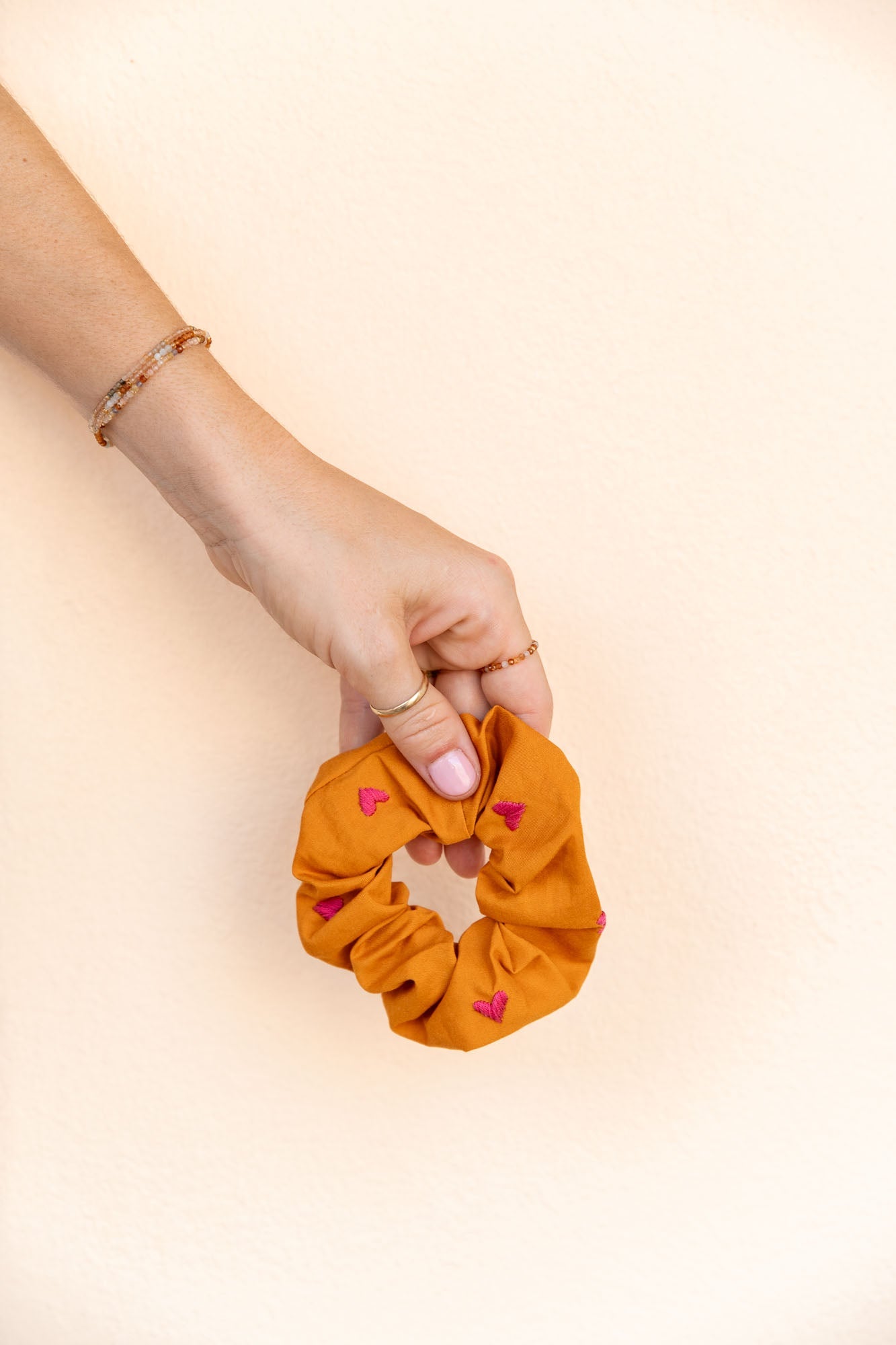 Scrunchie - MEDINA cotton - orange hearts - collab zürich