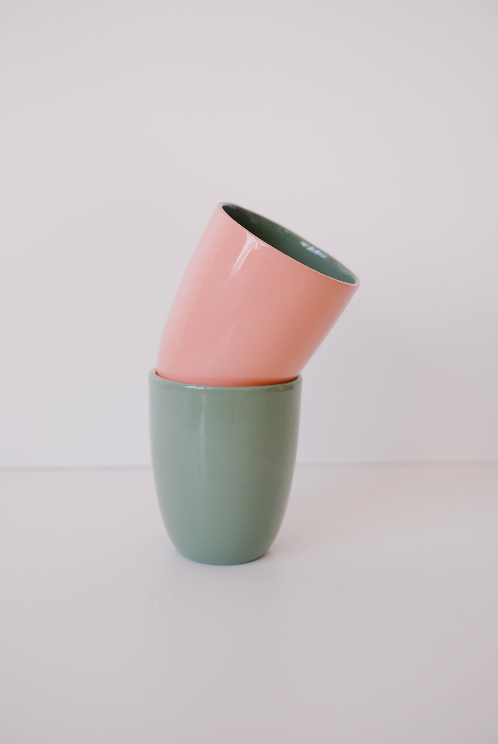 coffee cup - two tone - green & pink - collab zürich