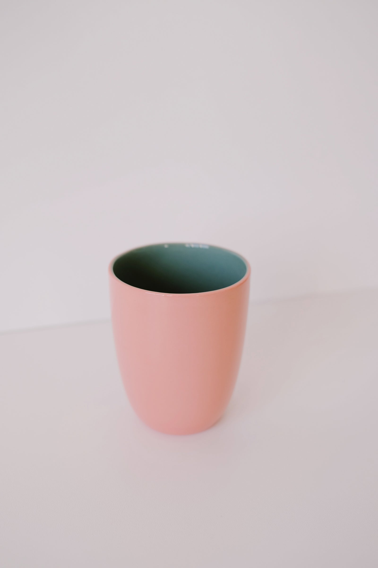 coffee cup - two tone - green & pink - collab zürich