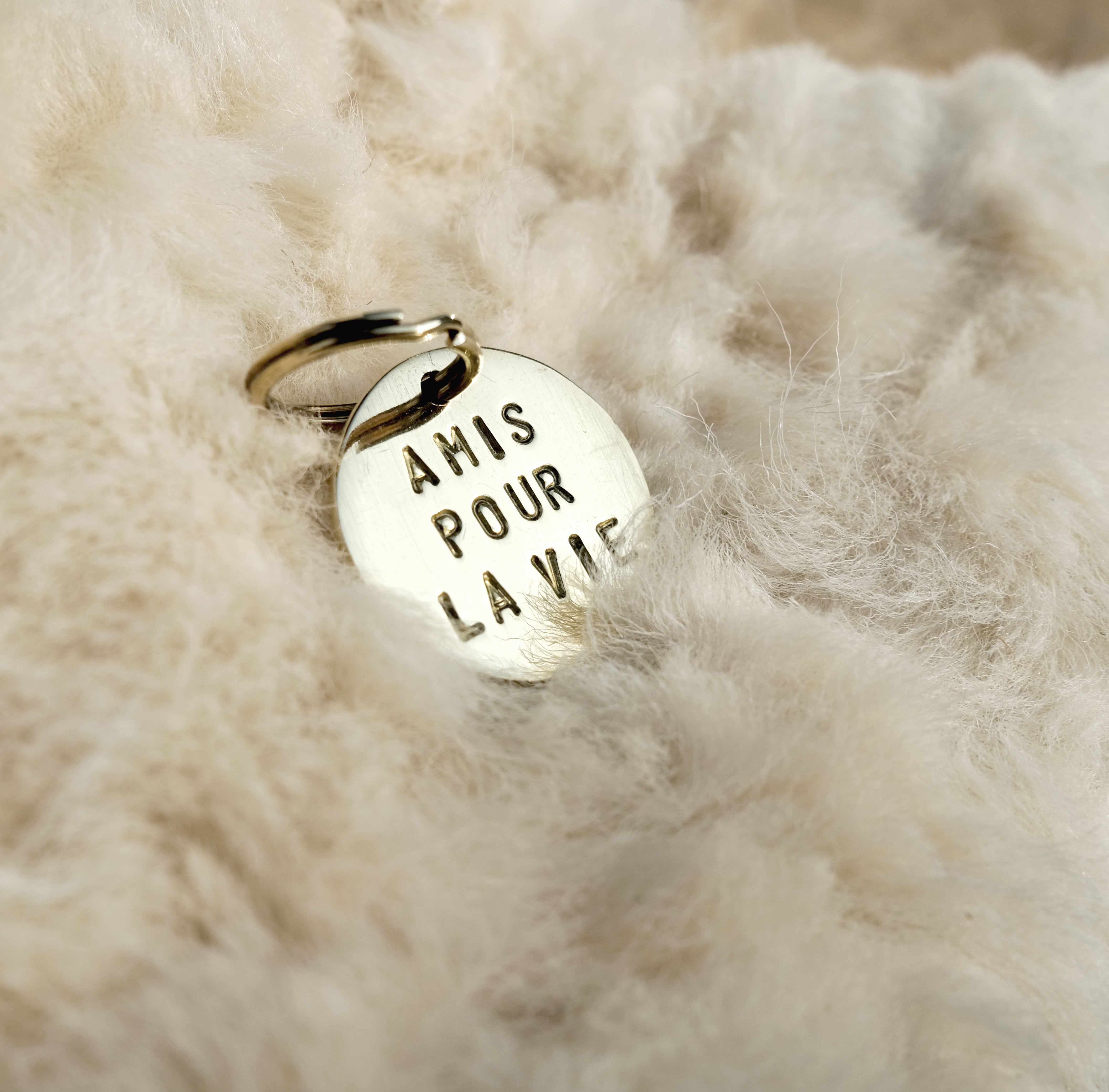 key tag - mini - amis pour la vie (charity project) - collab zürich