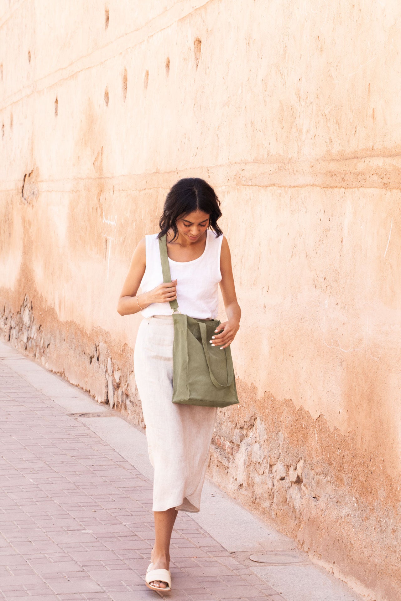 Tote - DENYA - crossbody - olive - collab zürich