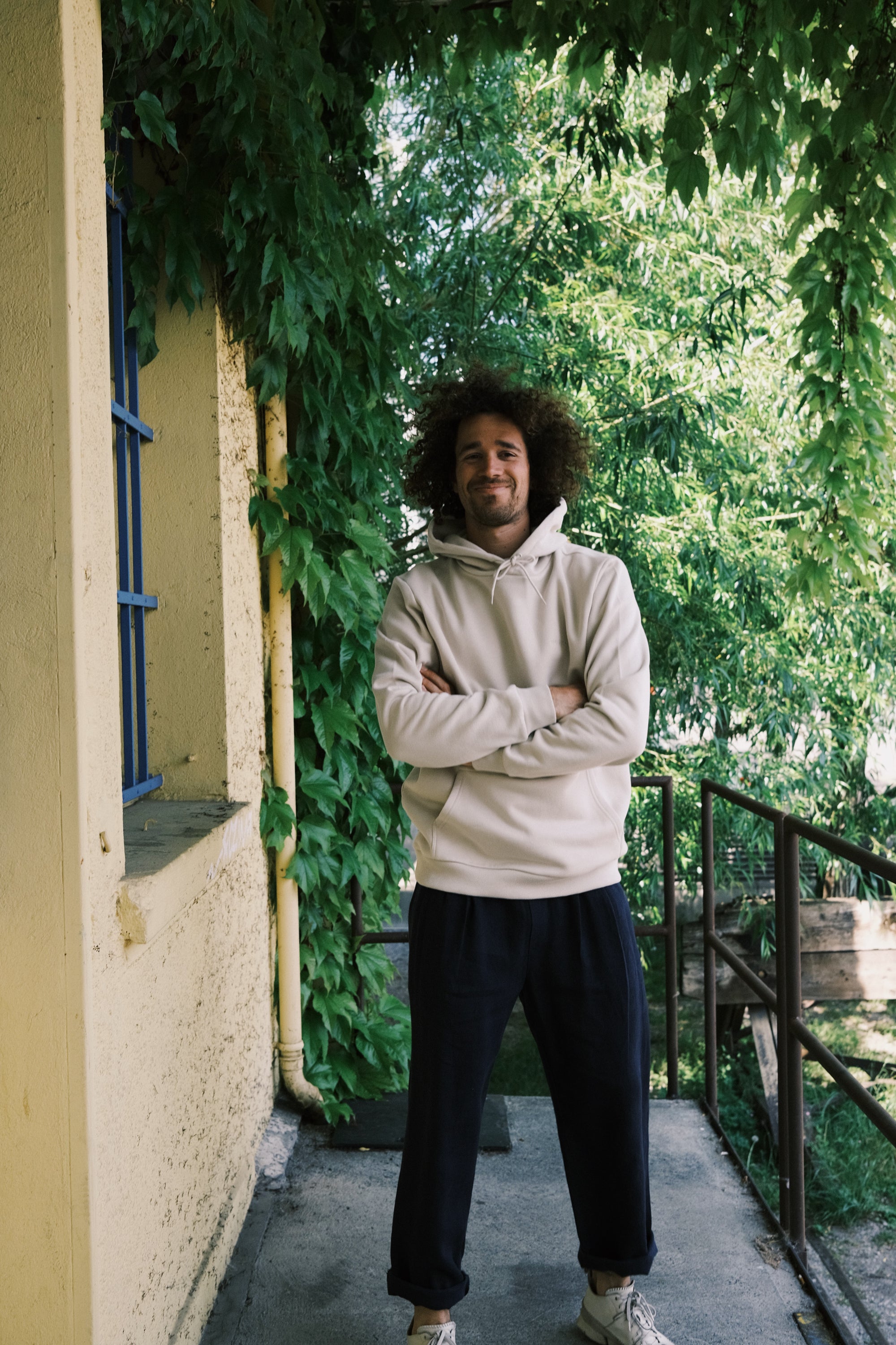 unisex hoodie - summer sand - collab zürich