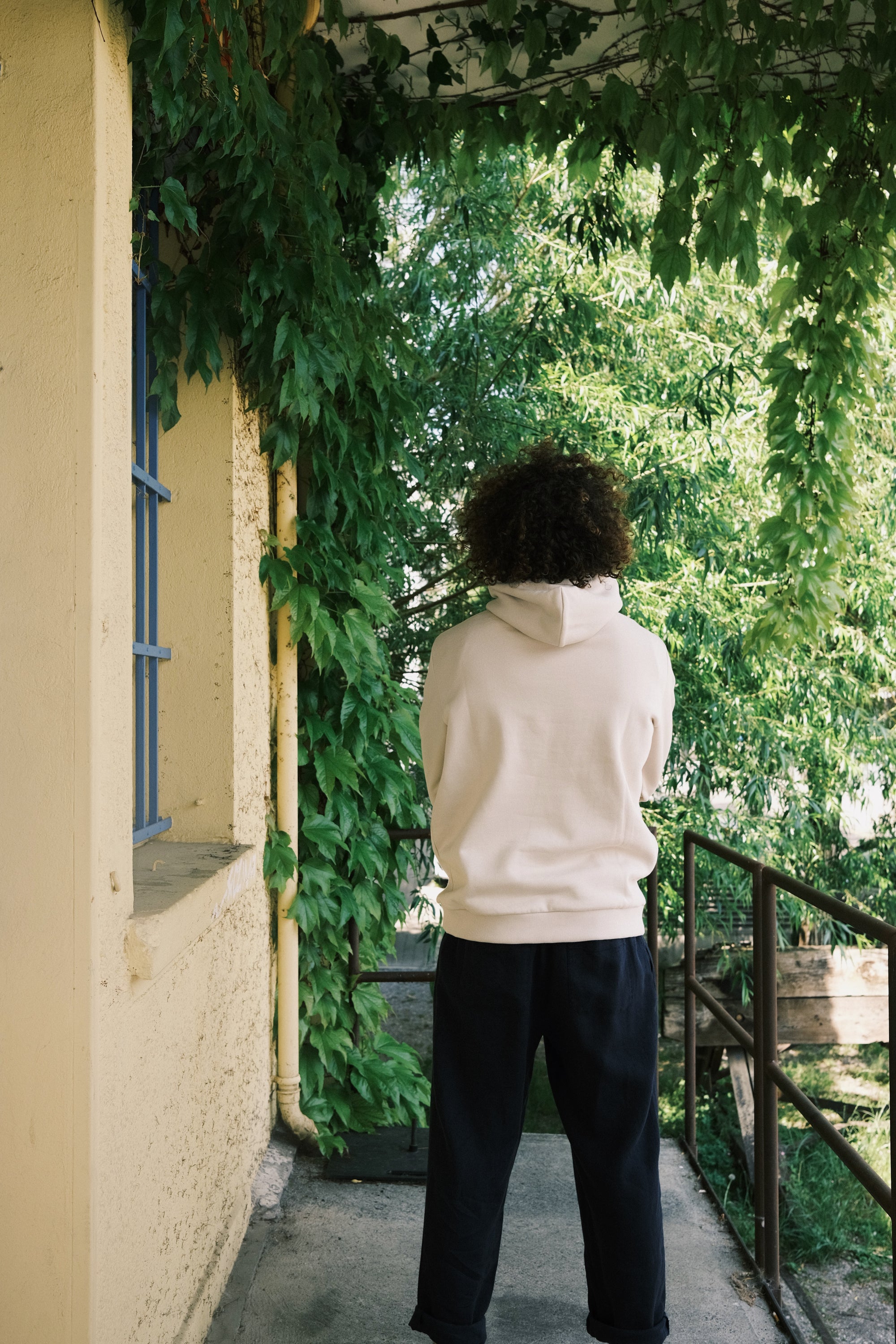 unisex hoodie - summer sand - collab zürich