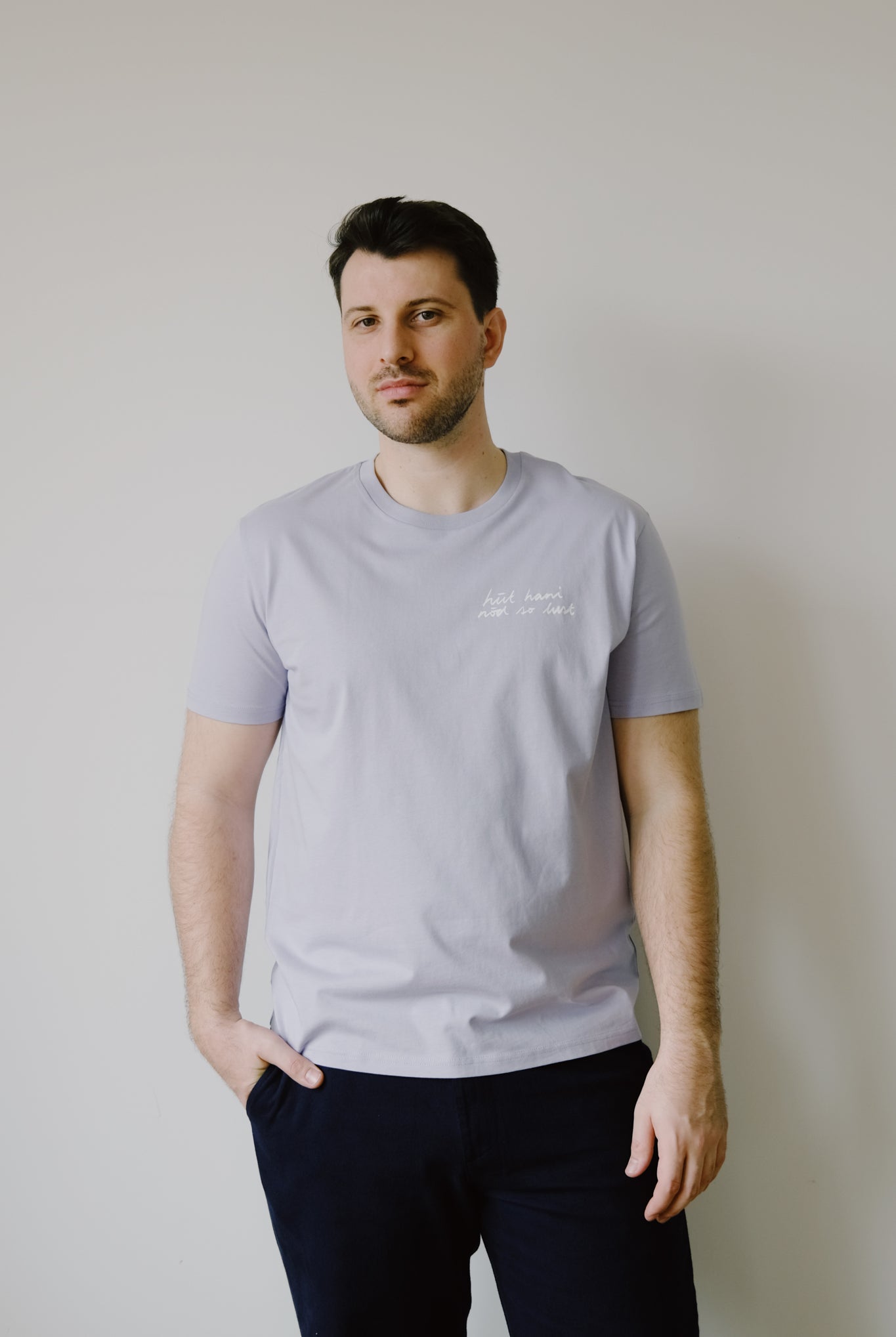 Unisex T-Shirt - hüt hani nöd so lust - Pale Lilac - collab zürich