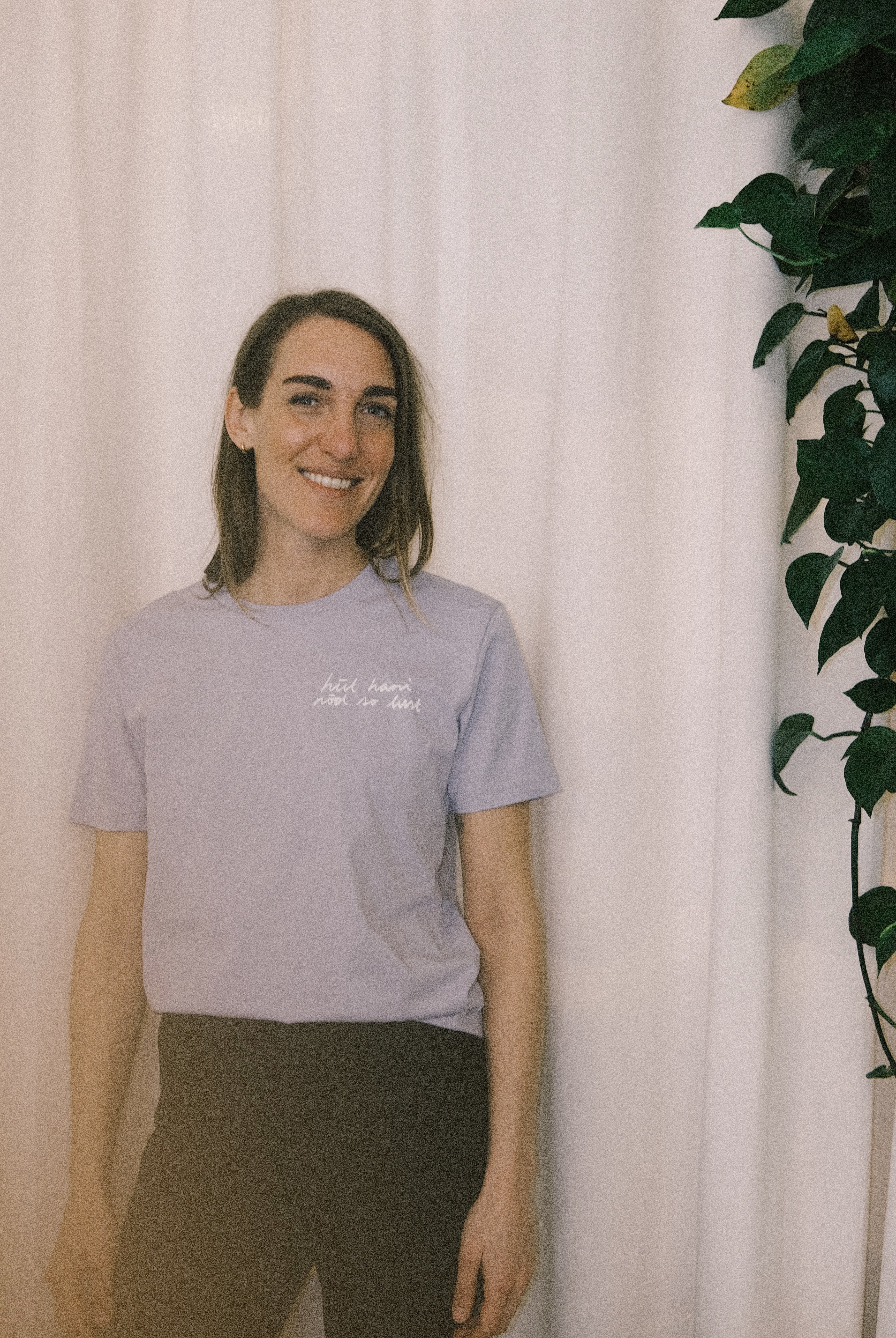 Unisex T-Shirt - hüt hani nöd so lust - Pale Lilac - collab zürich