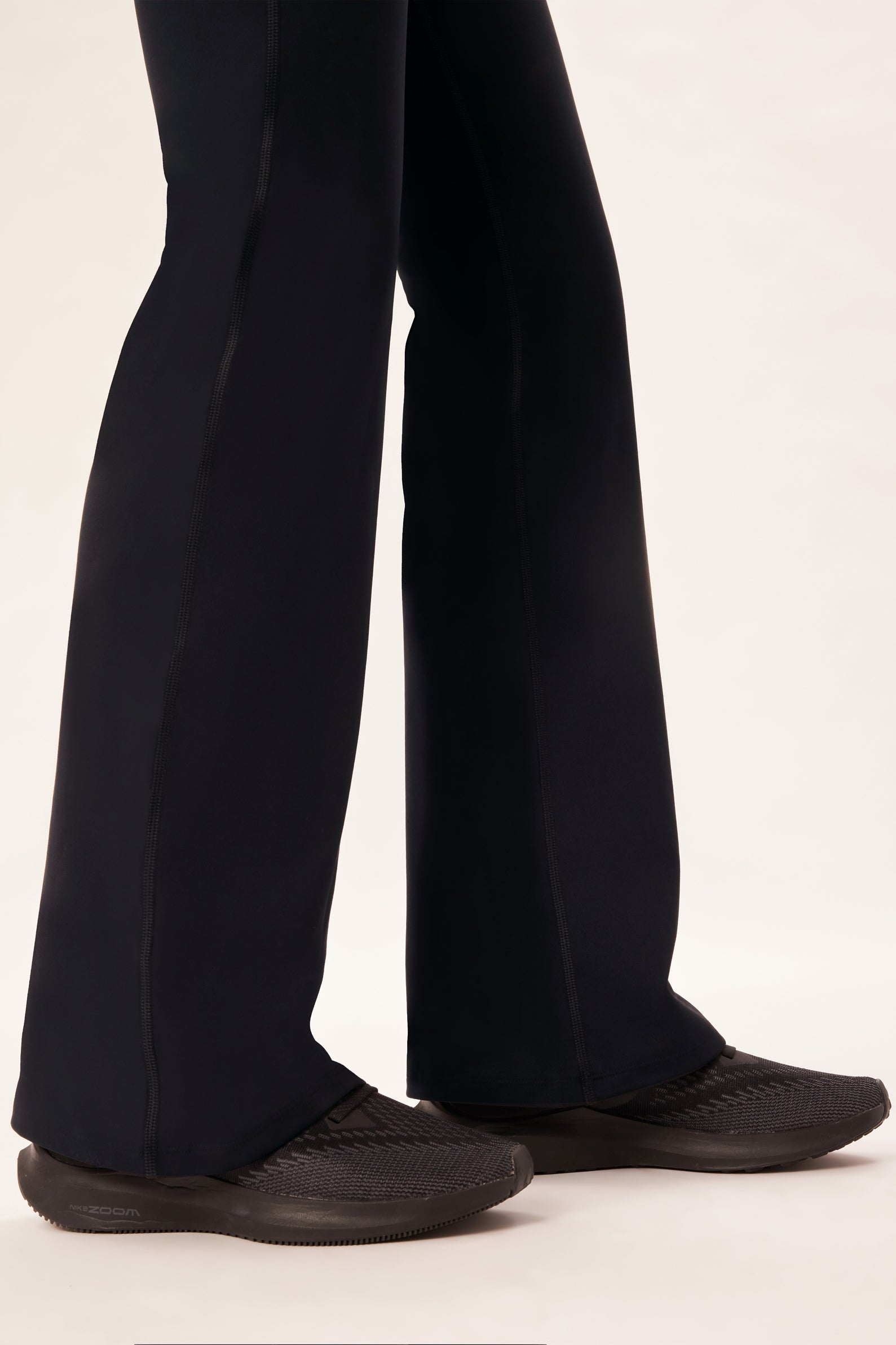 flare leggings - compressive - black - collab zürich