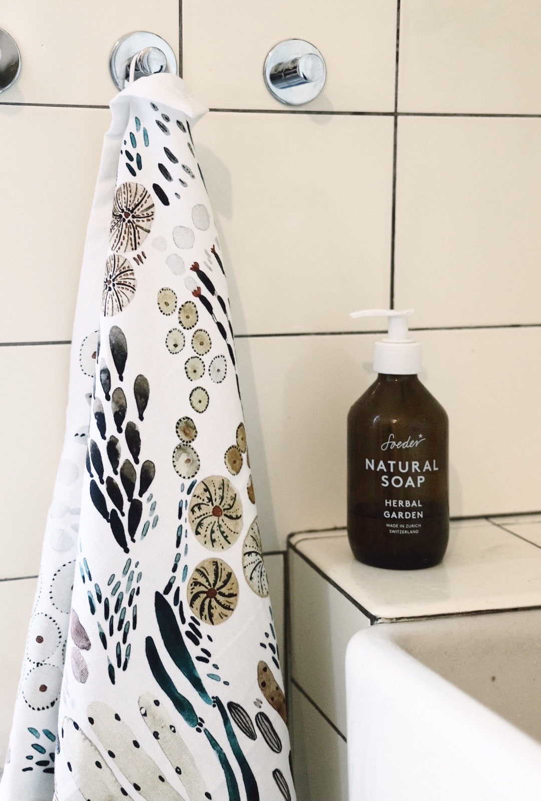 set - soap and towel - collab zürich