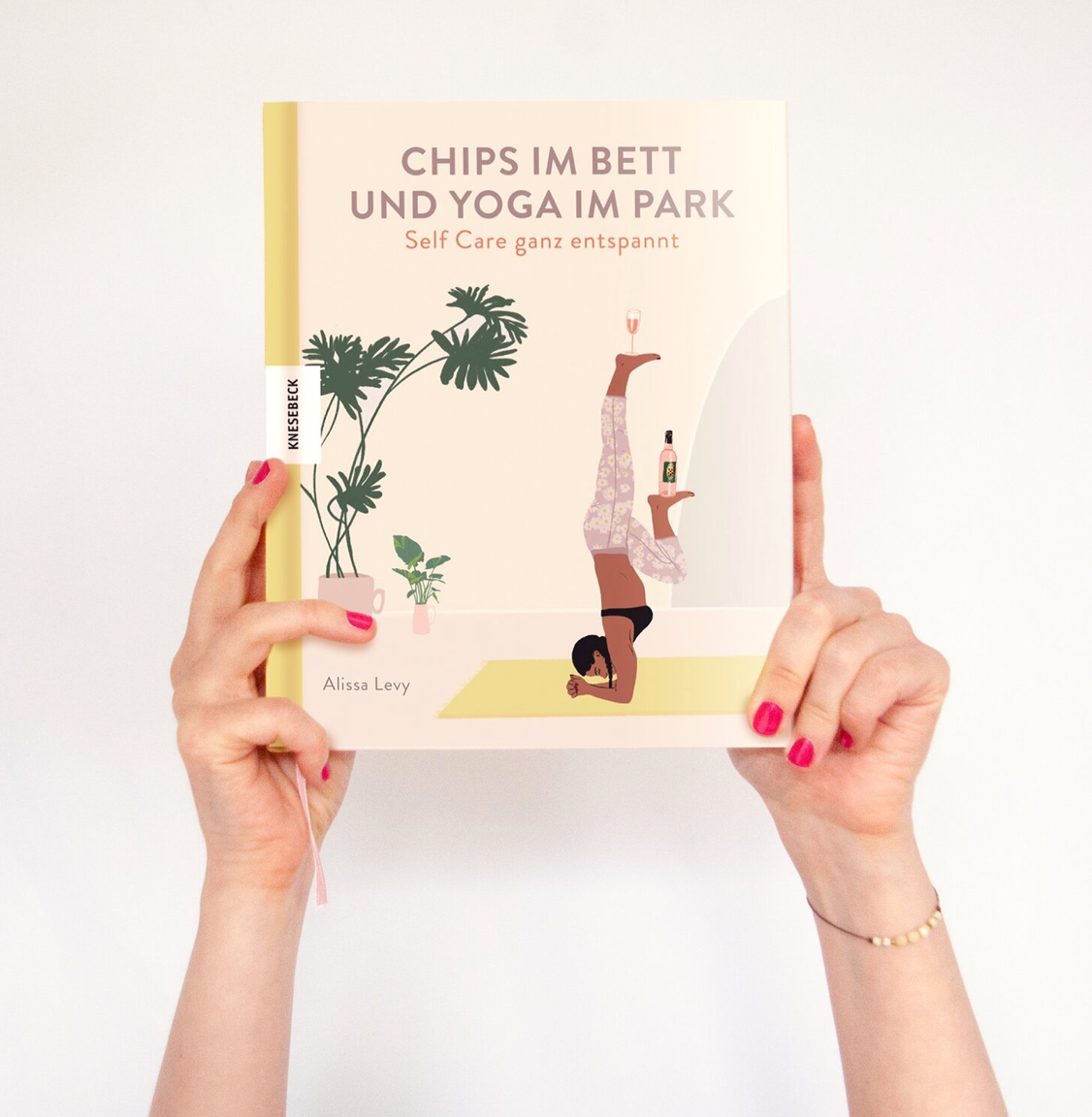 Book - Chips im Bett und Yoga Im Park - collab zürich