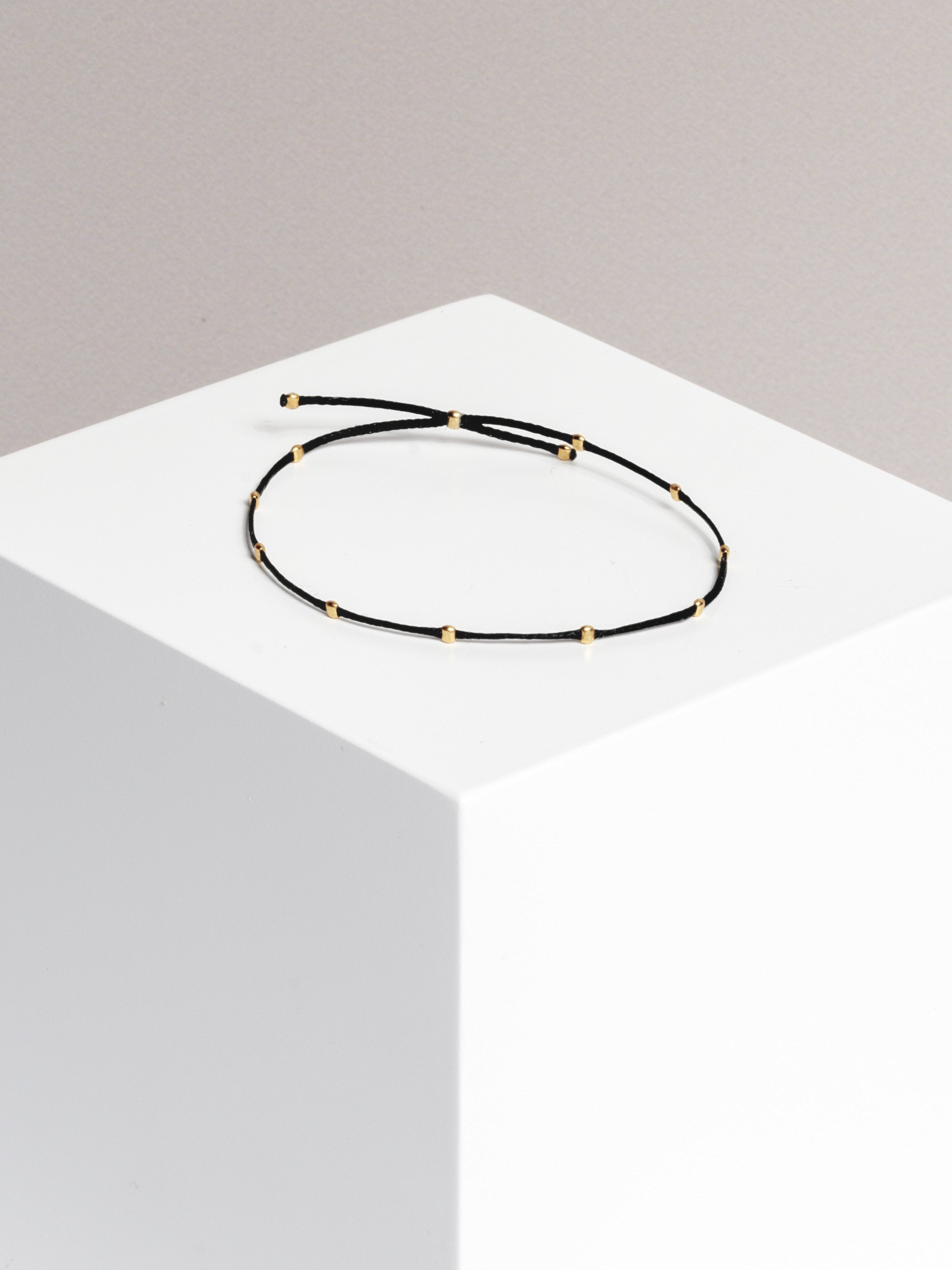 bracelet - 10 DOTS SPACE - collab zürich
