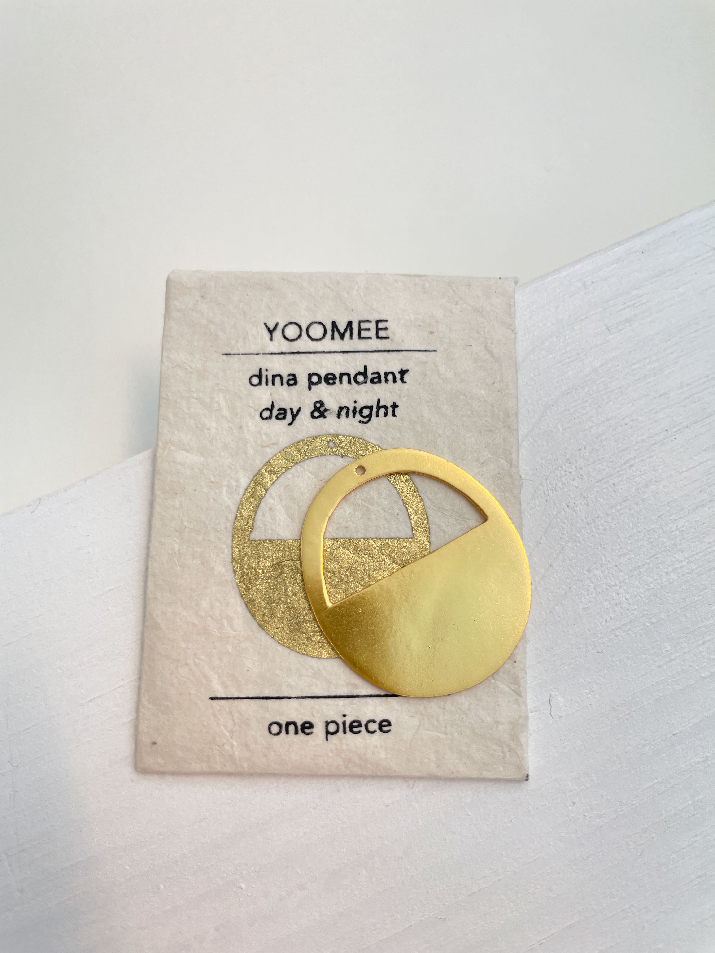 Earring Pendant - DINA - day & night - sale - collab zürich