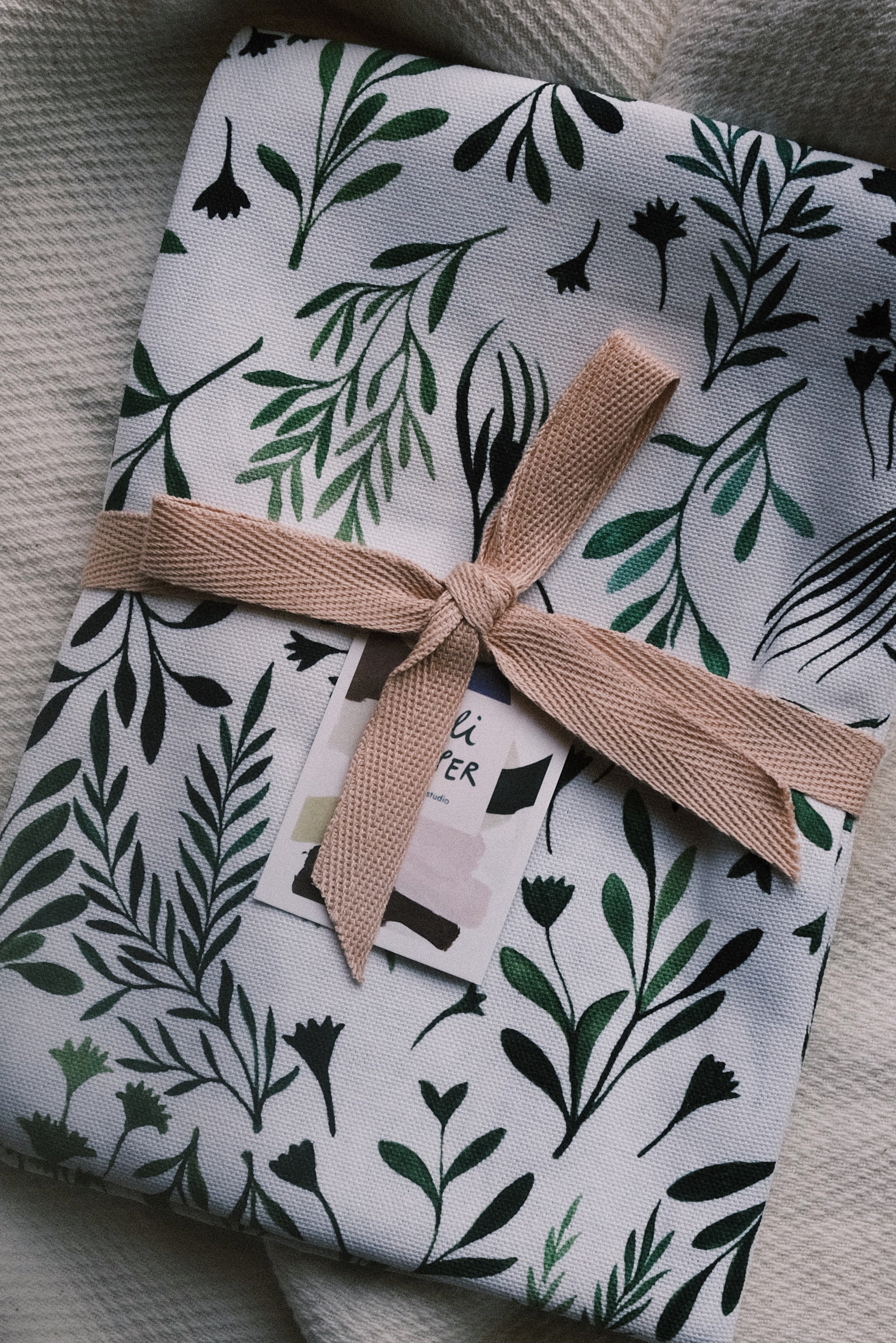 kitchen towel - my green leaves - collab zürich