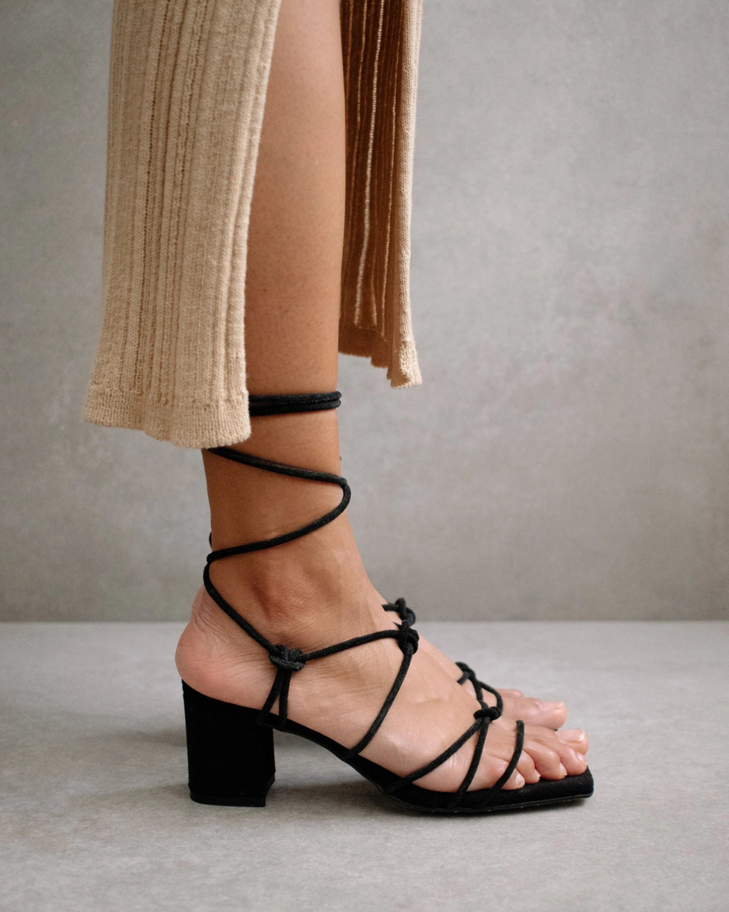 suede sandals - paloma - black - collab zürich